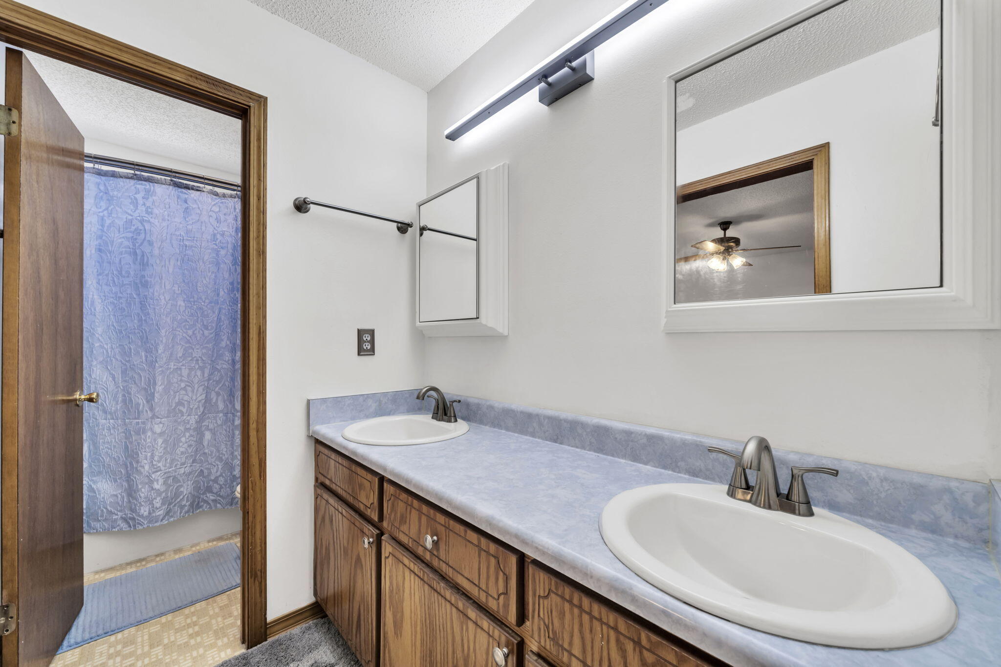 SANDY RIDGE ESTATES - Residential