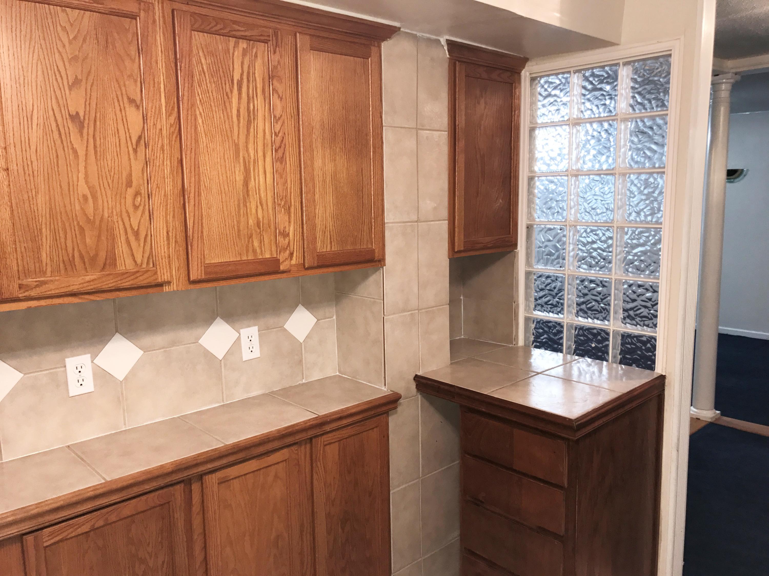 ELLIOTTS POINT 4TH ADDN - Residential