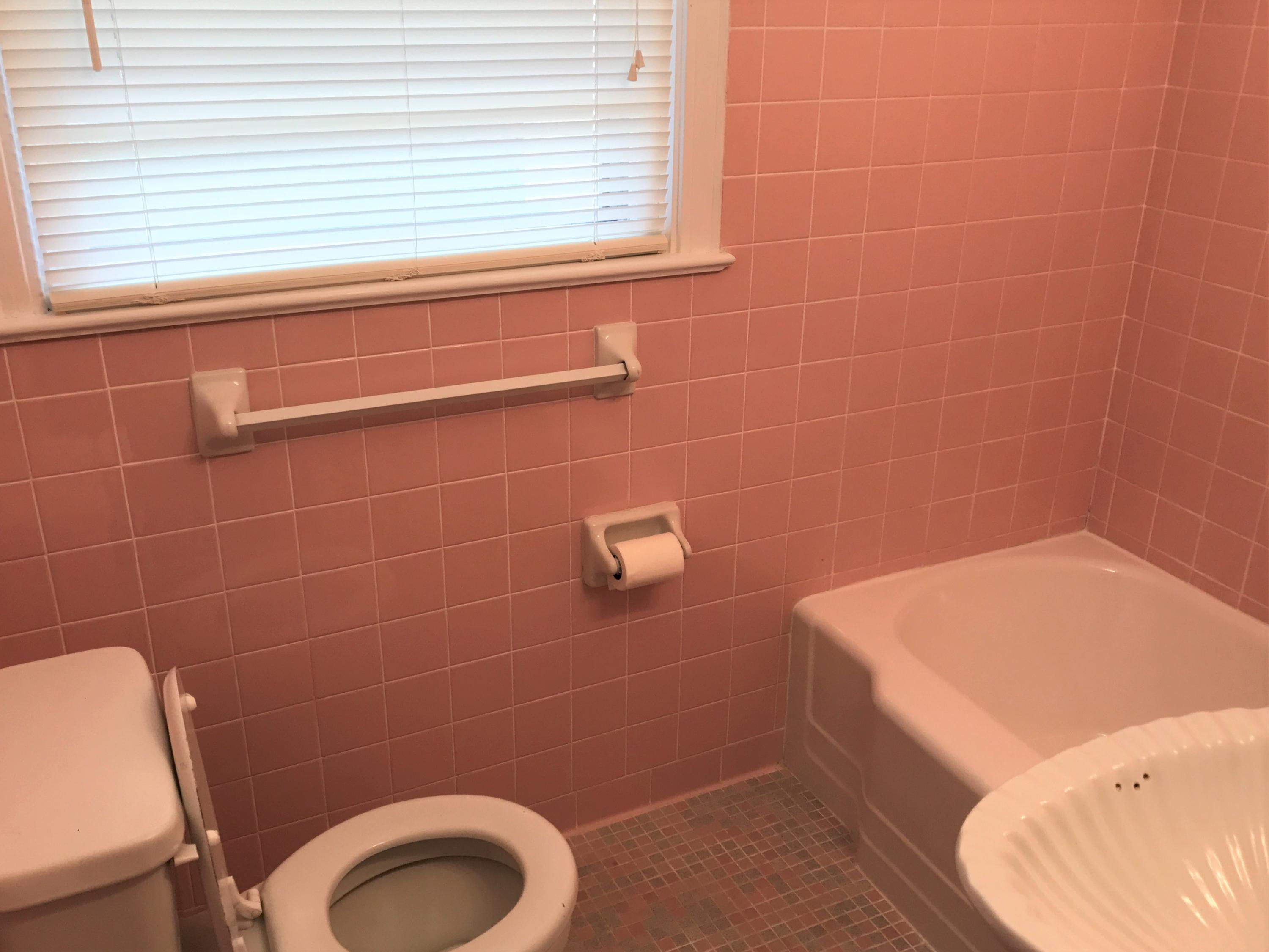 ELLIOTTS POINT 4TH ADDN - Residential