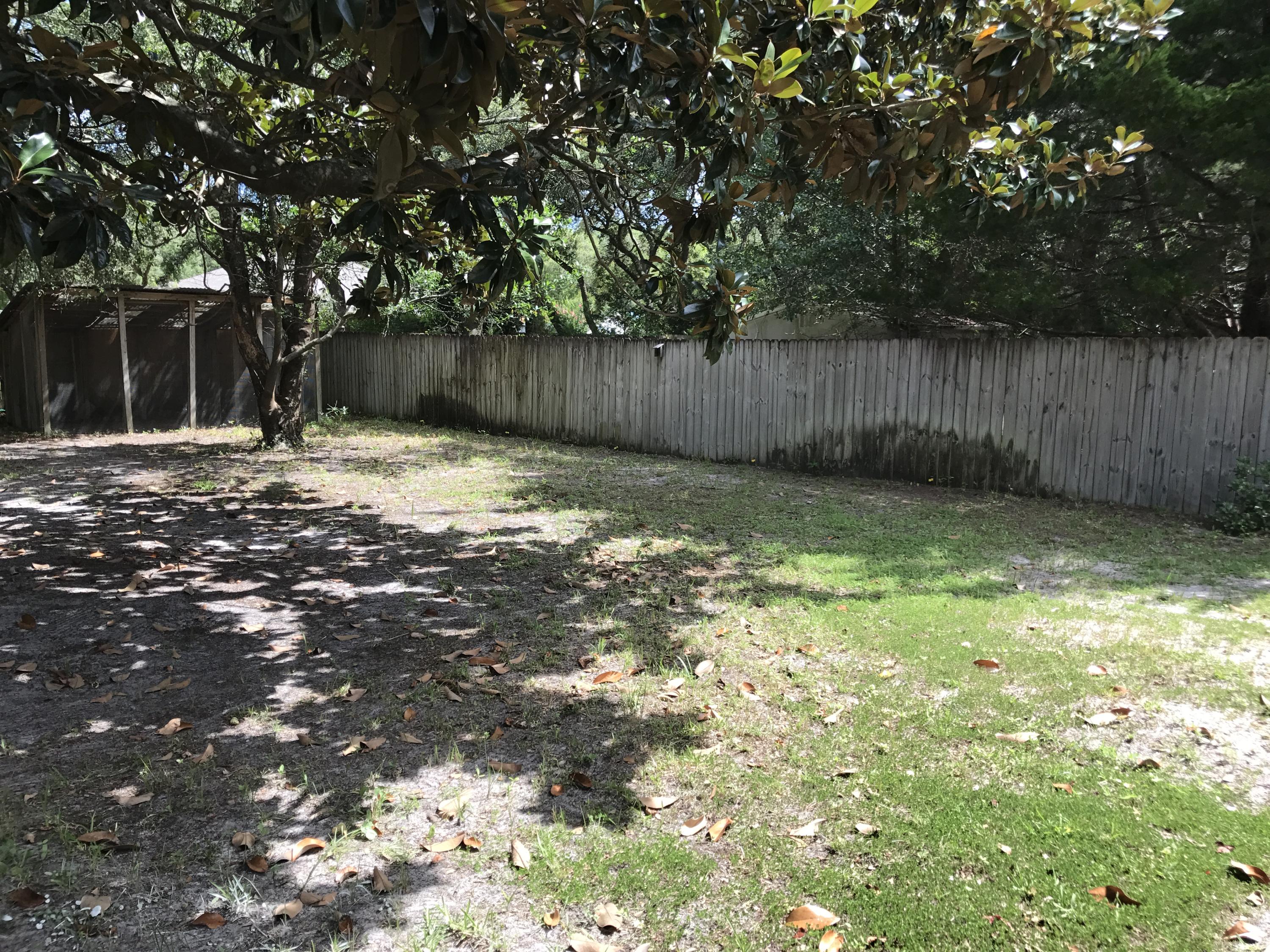 ELLIOTTS POINT 4TH ADDN - Residential