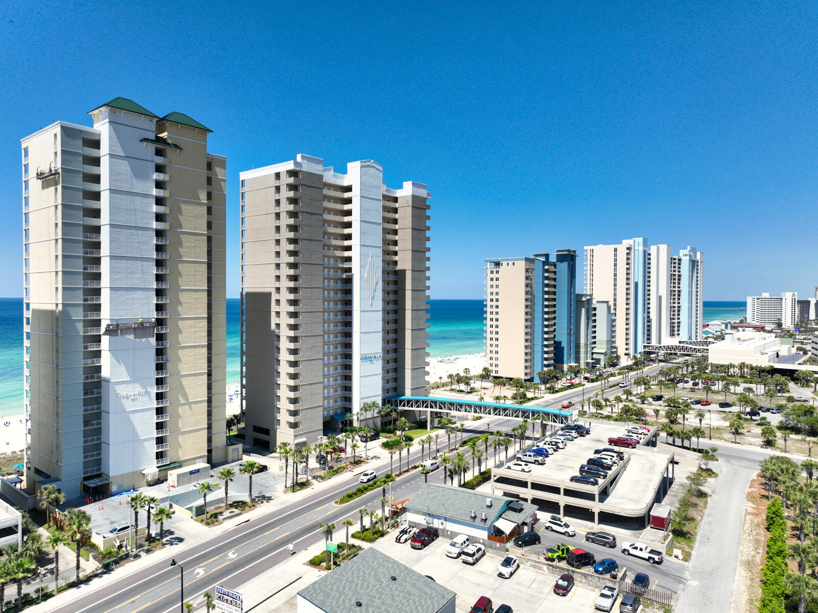 Twin Palms Resort - Residential