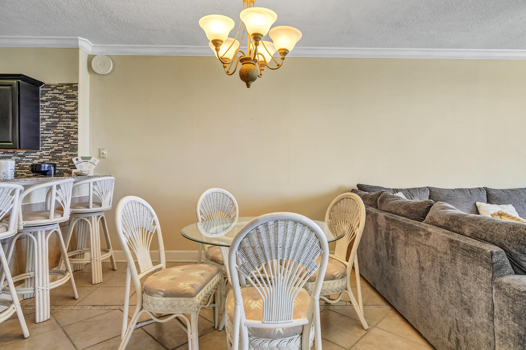 Twin Palms Resort - Residential