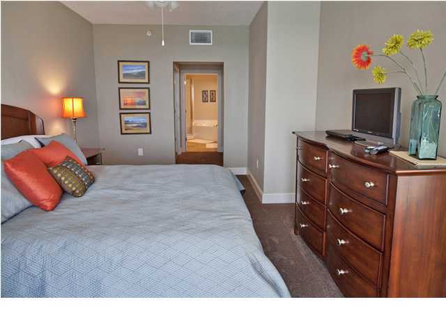 MAJESTIC BEACH TOWERS II - Residential