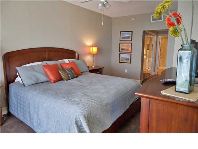 MAJESTIC BEACH TOWERS II - Residential