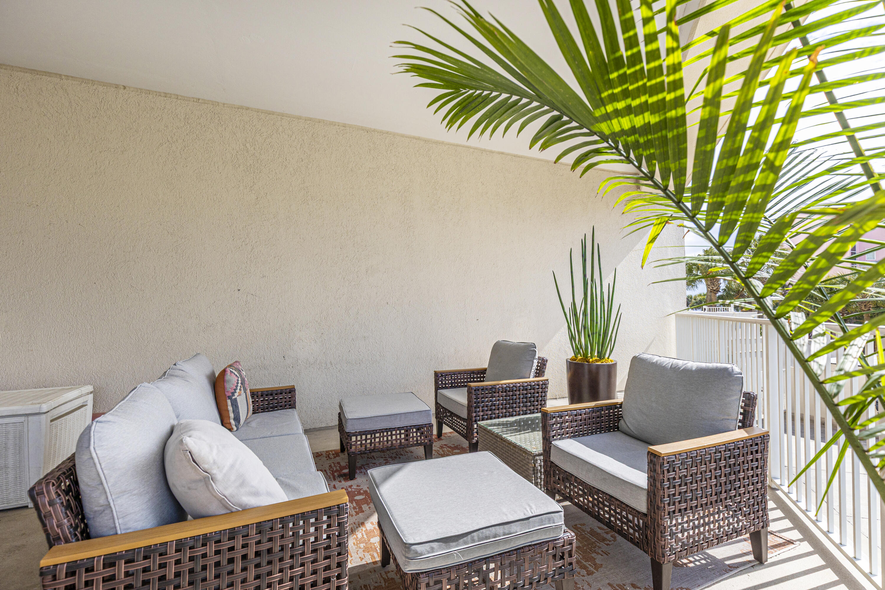 TIDES AT TOPS'L - Residential