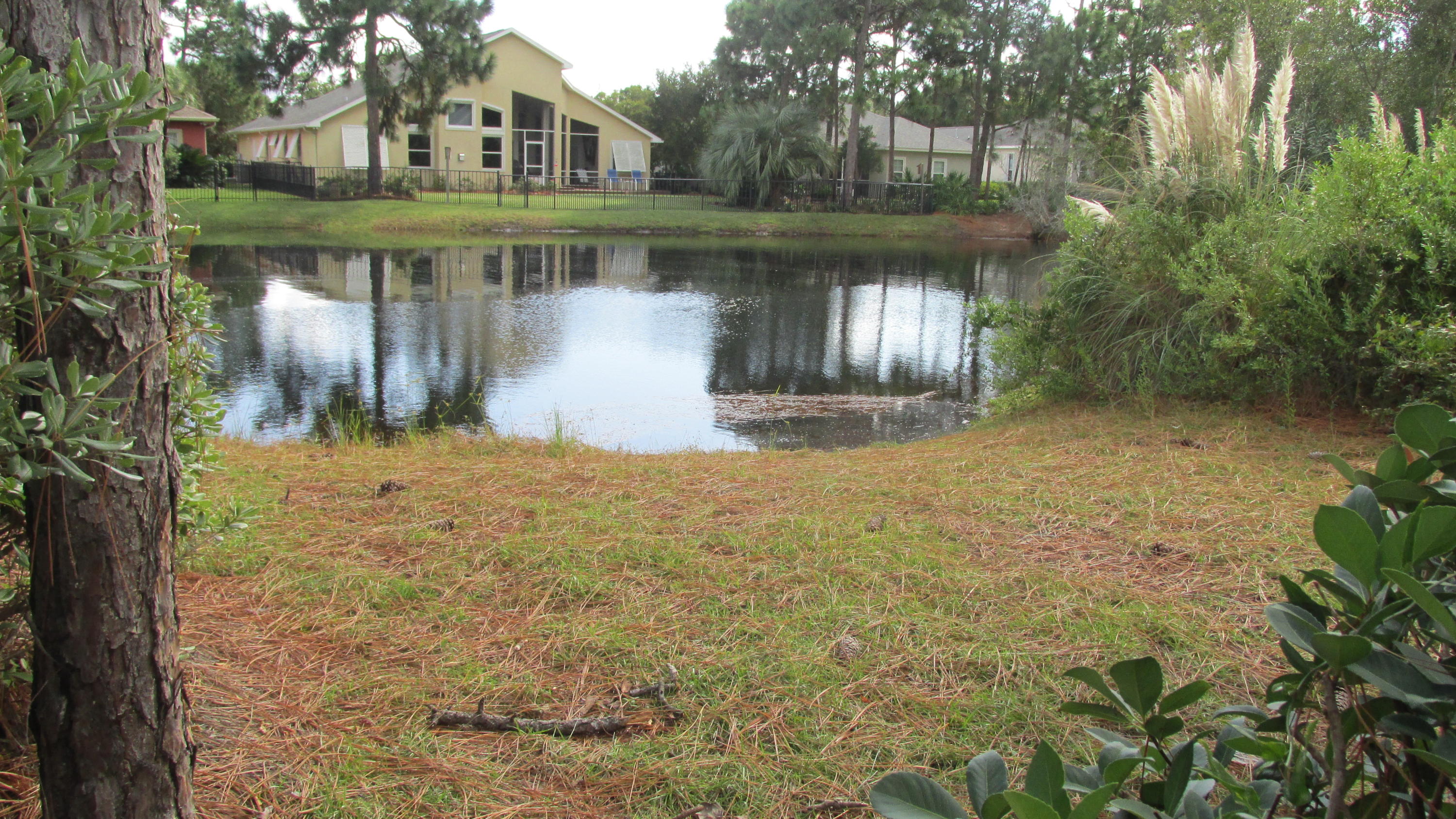 EMERALD LAKES PH 1 - Residential Lease