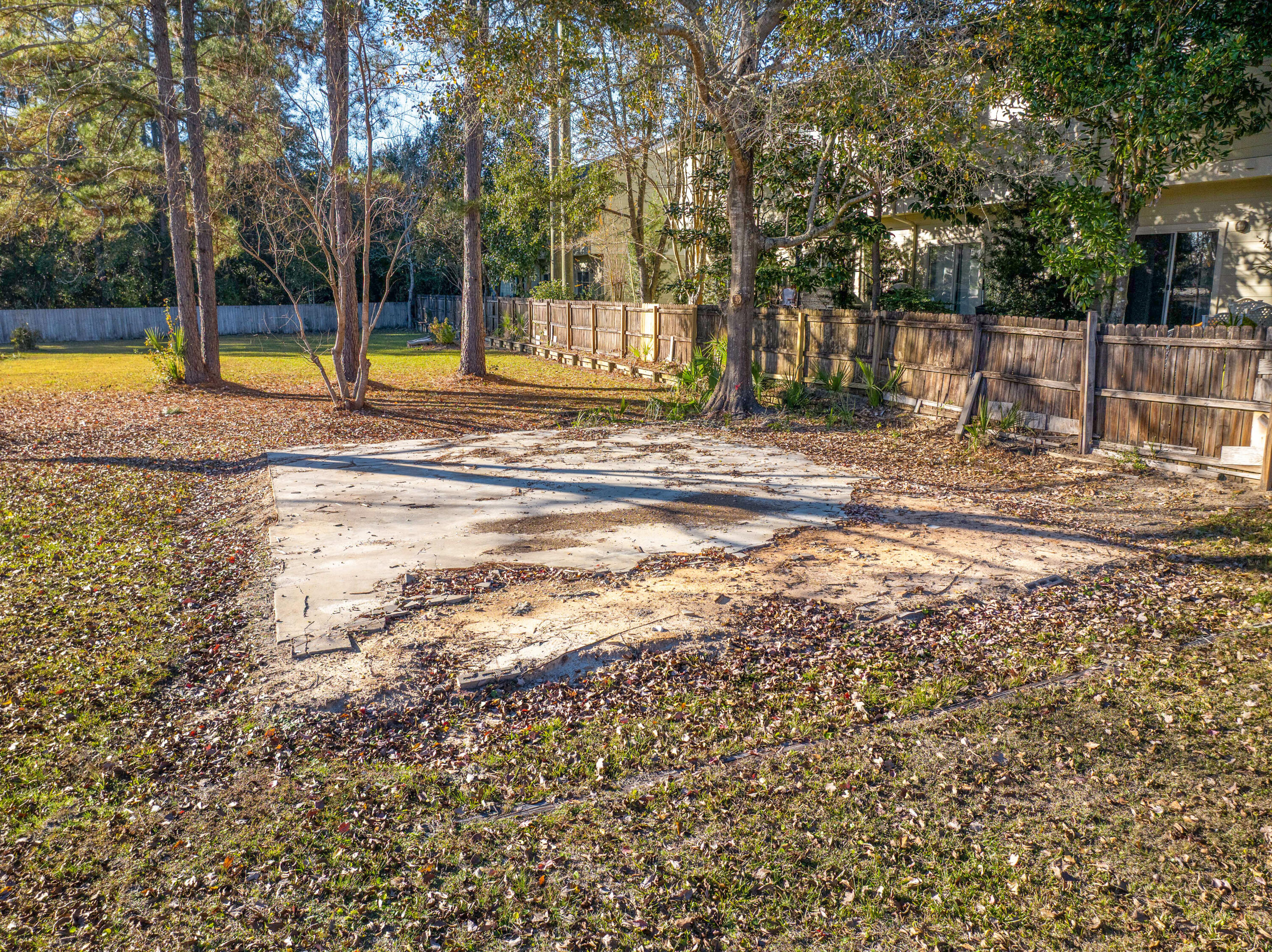 NO RECORDED SUBDIVISION - Residential