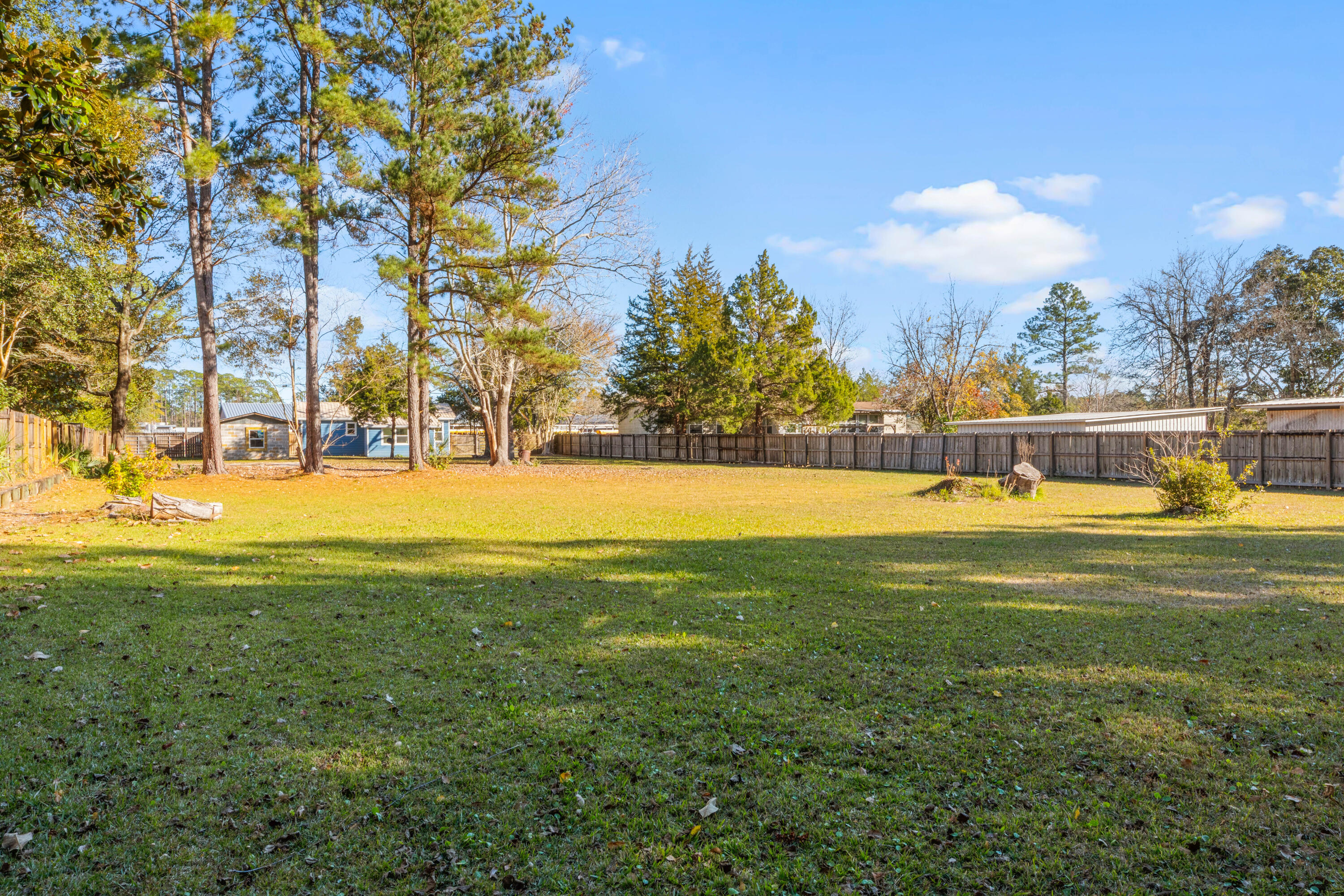 NO RECORDED SUBDIVISION - Residential