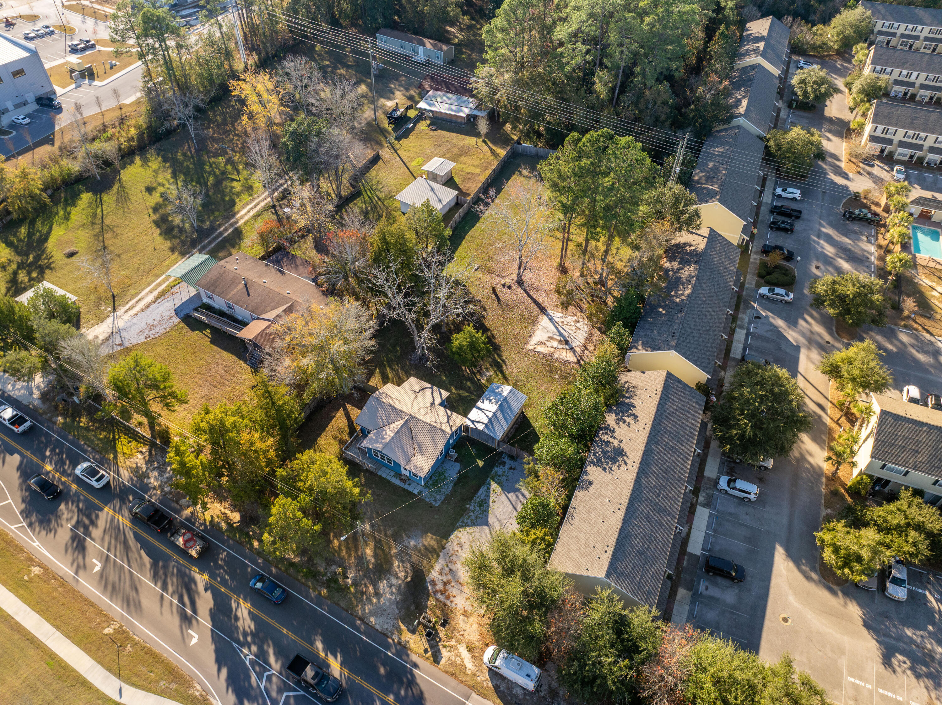 NO RECORDED SUBDIVISION - Residential