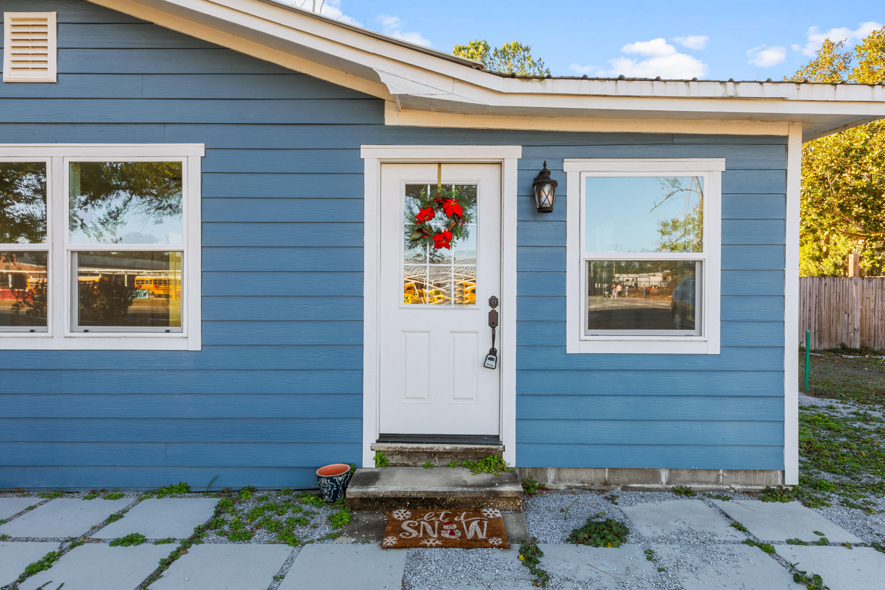 NO RECORDED SUBDIVISION - Residential