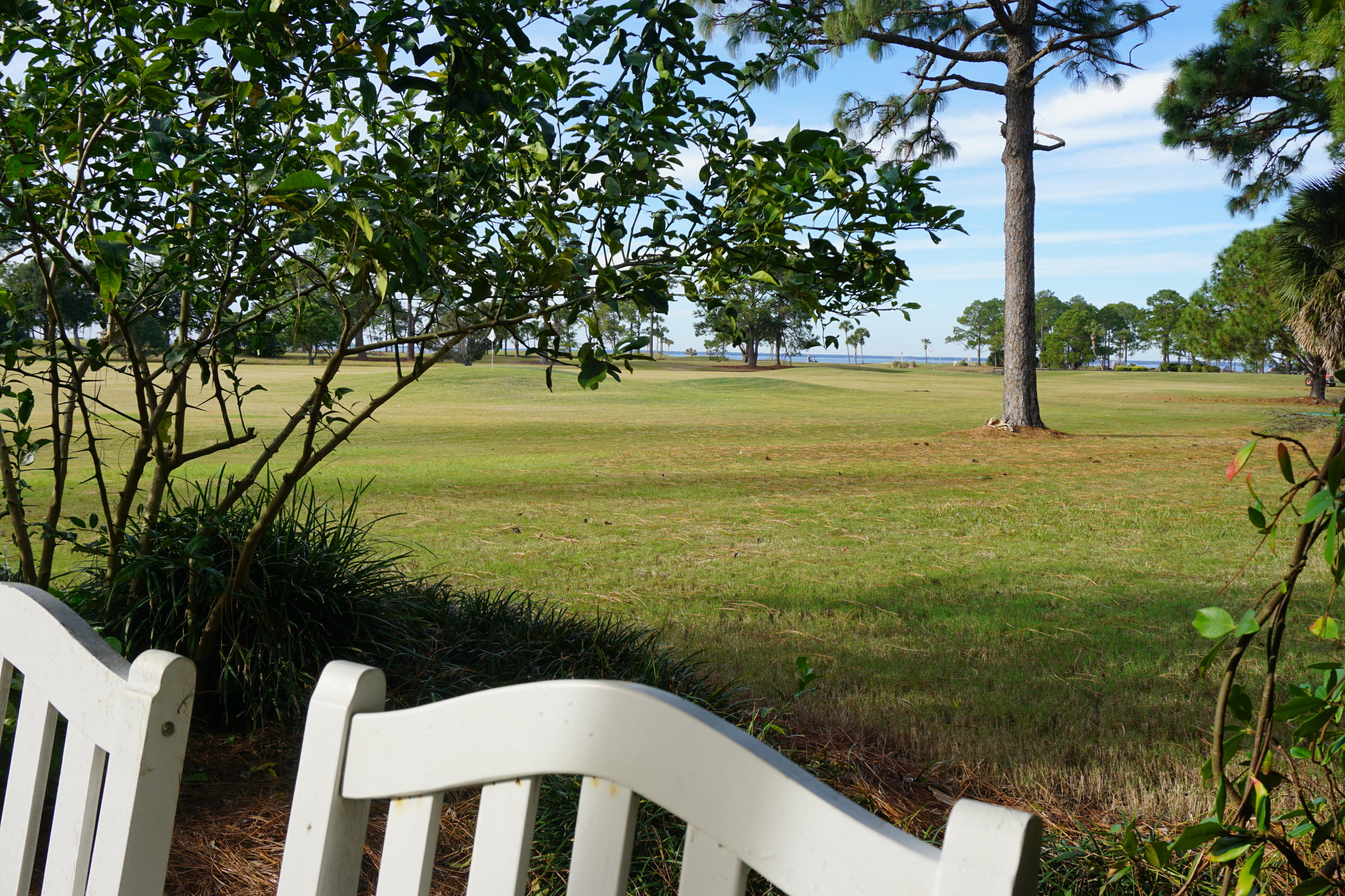 LINKSIDE VILLAGE UNIT 1 - Residential