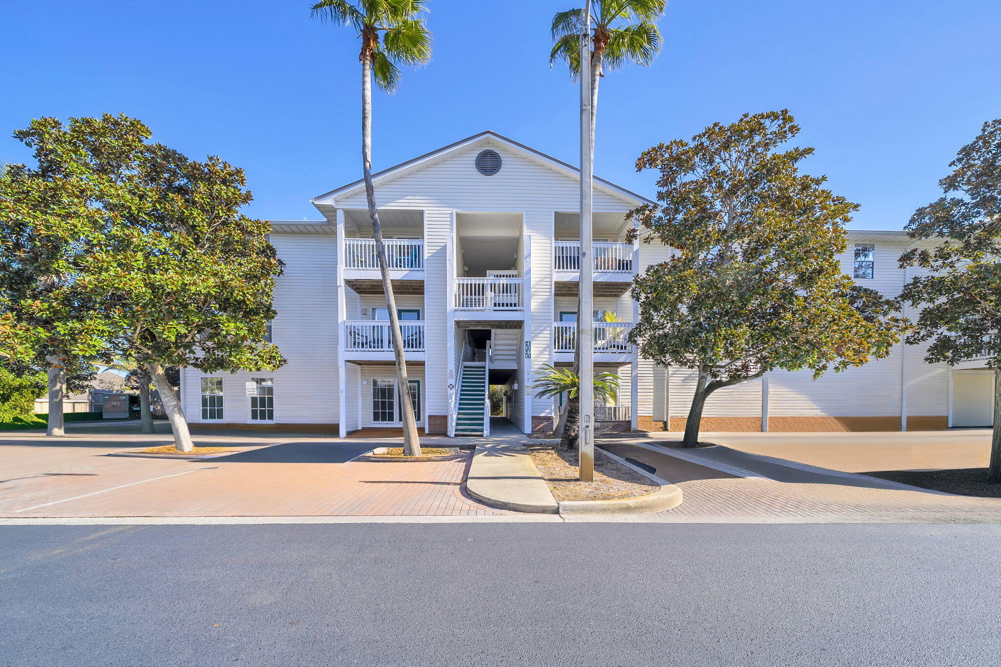 INDIAN LAKE - Residential