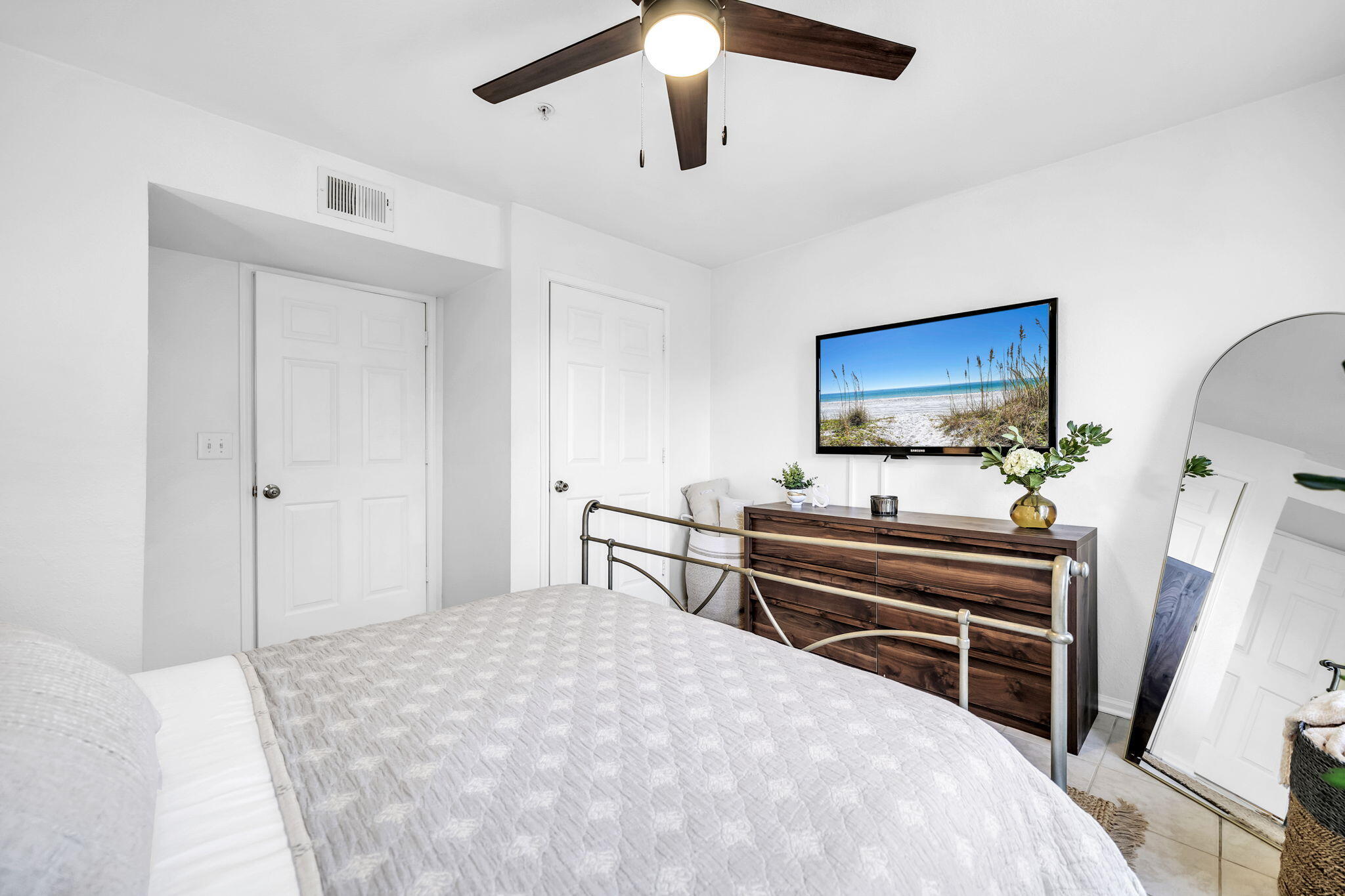 INDIAN LAKE - Residential