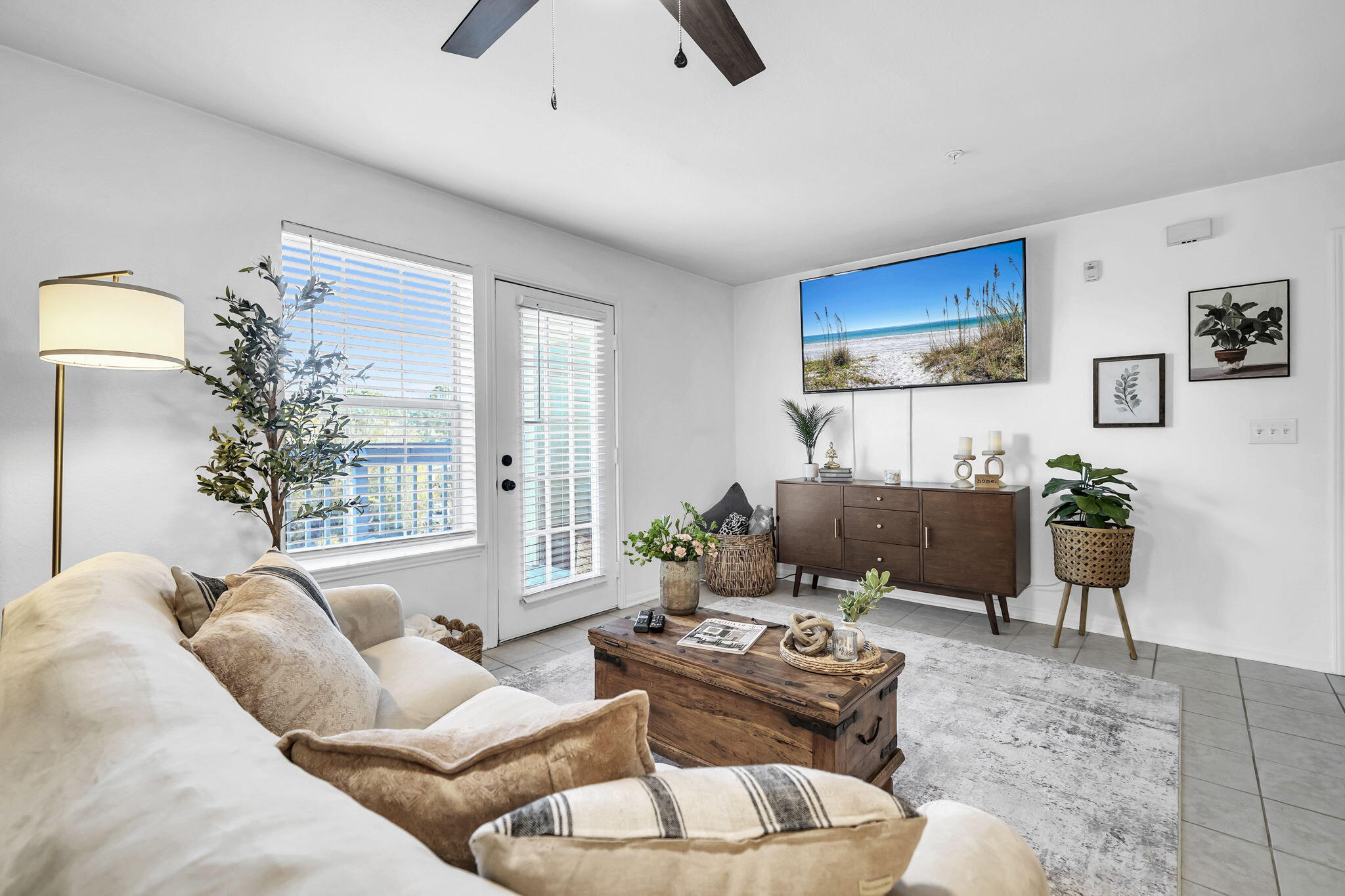 INDIAN LAKE - Residential