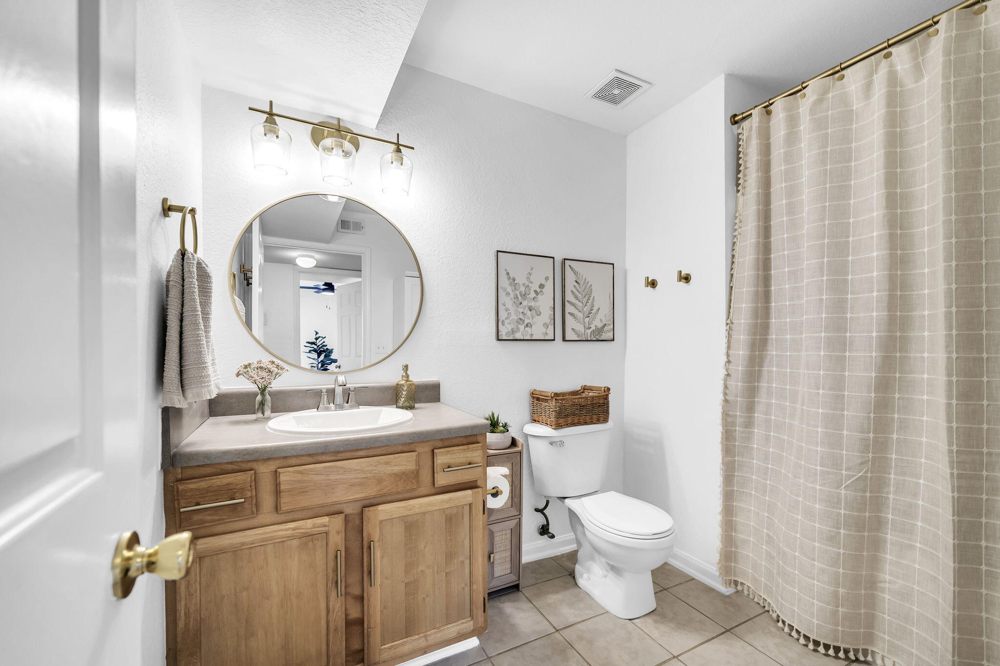 INDIAN LAKE - Residential