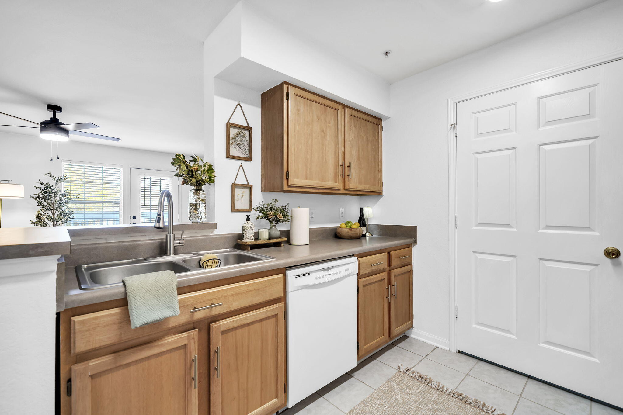 INDIAN LAKE - Residential