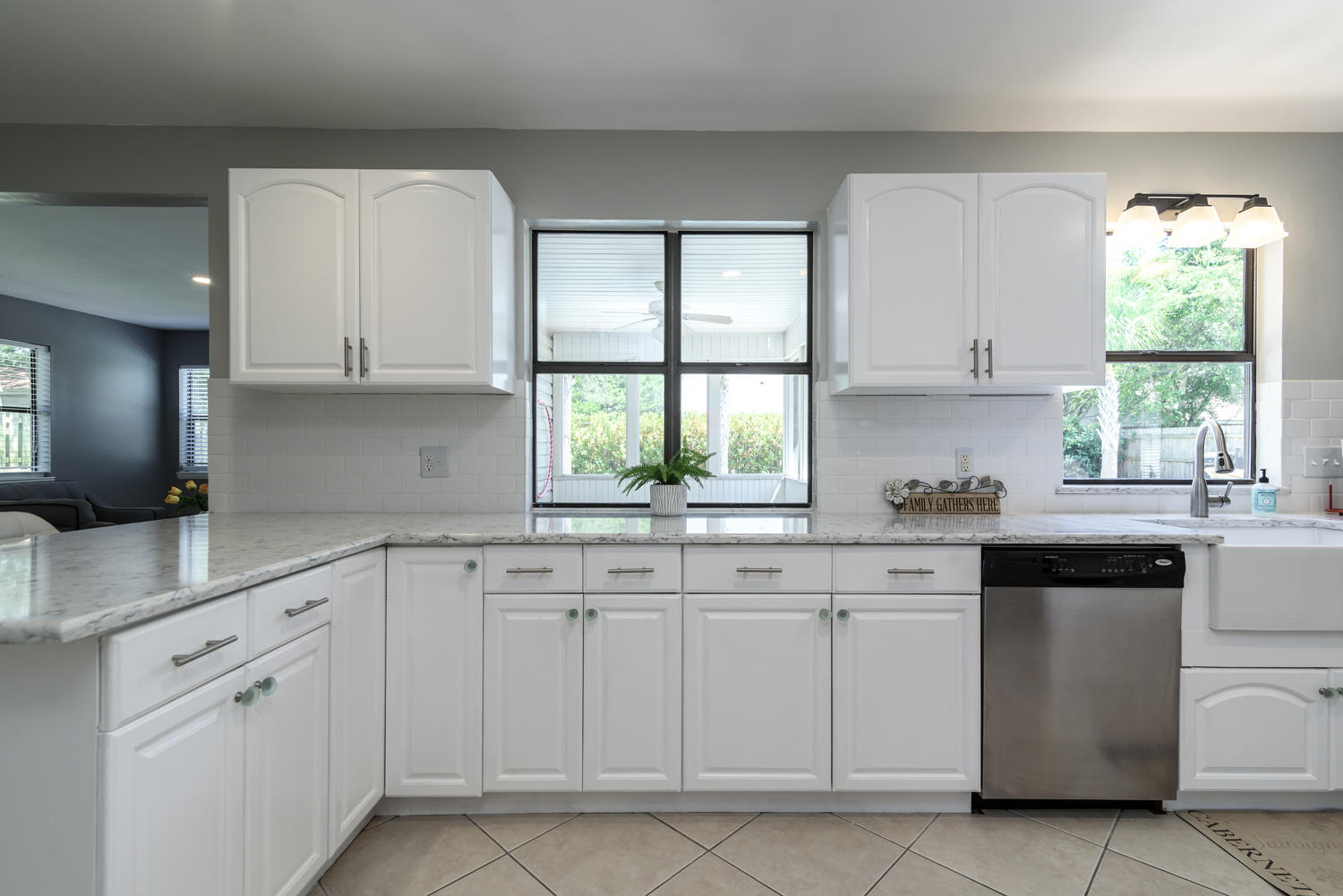 LAKESIDE VILLAGE - Residential