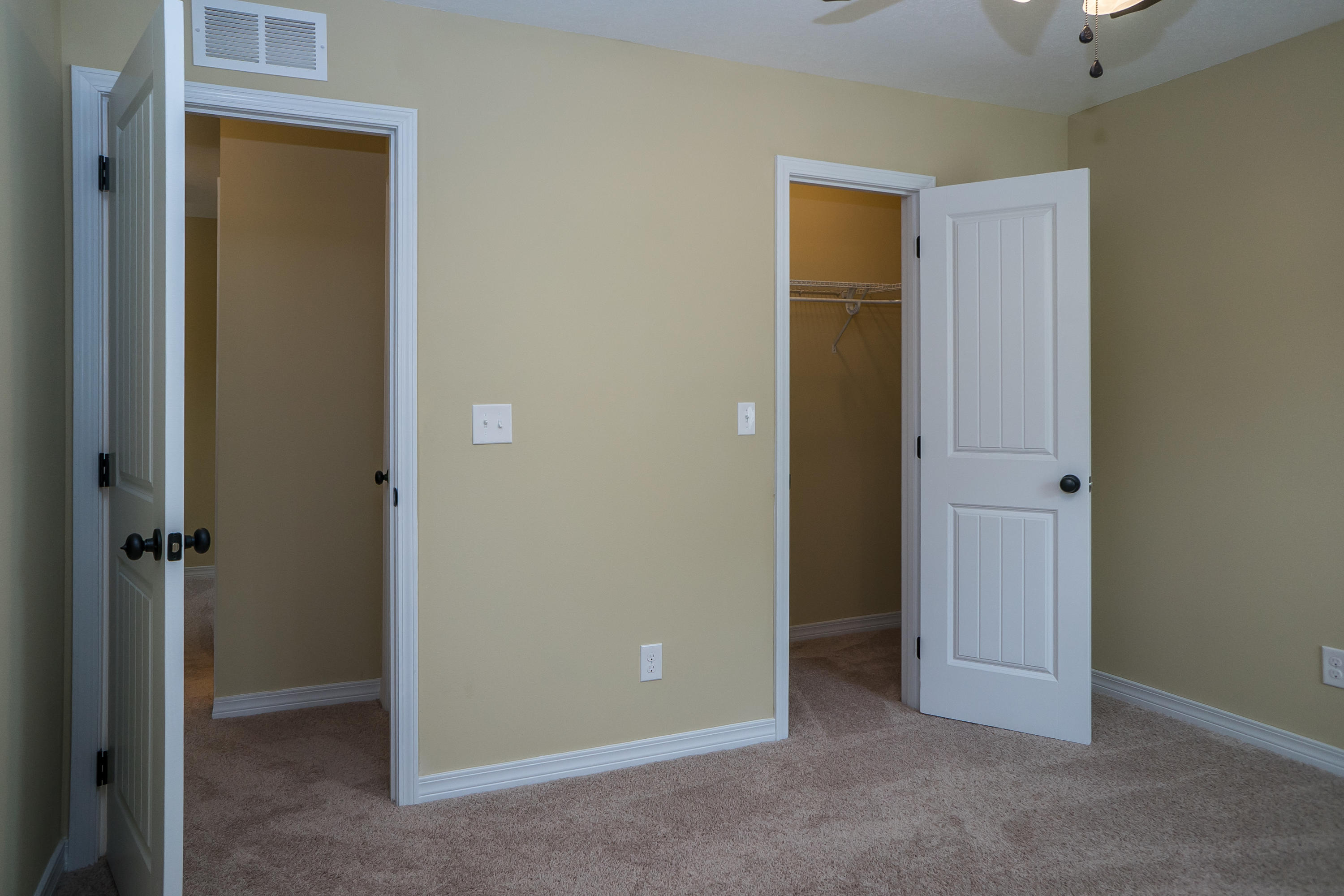 STILLWELL ESTATES - Residential