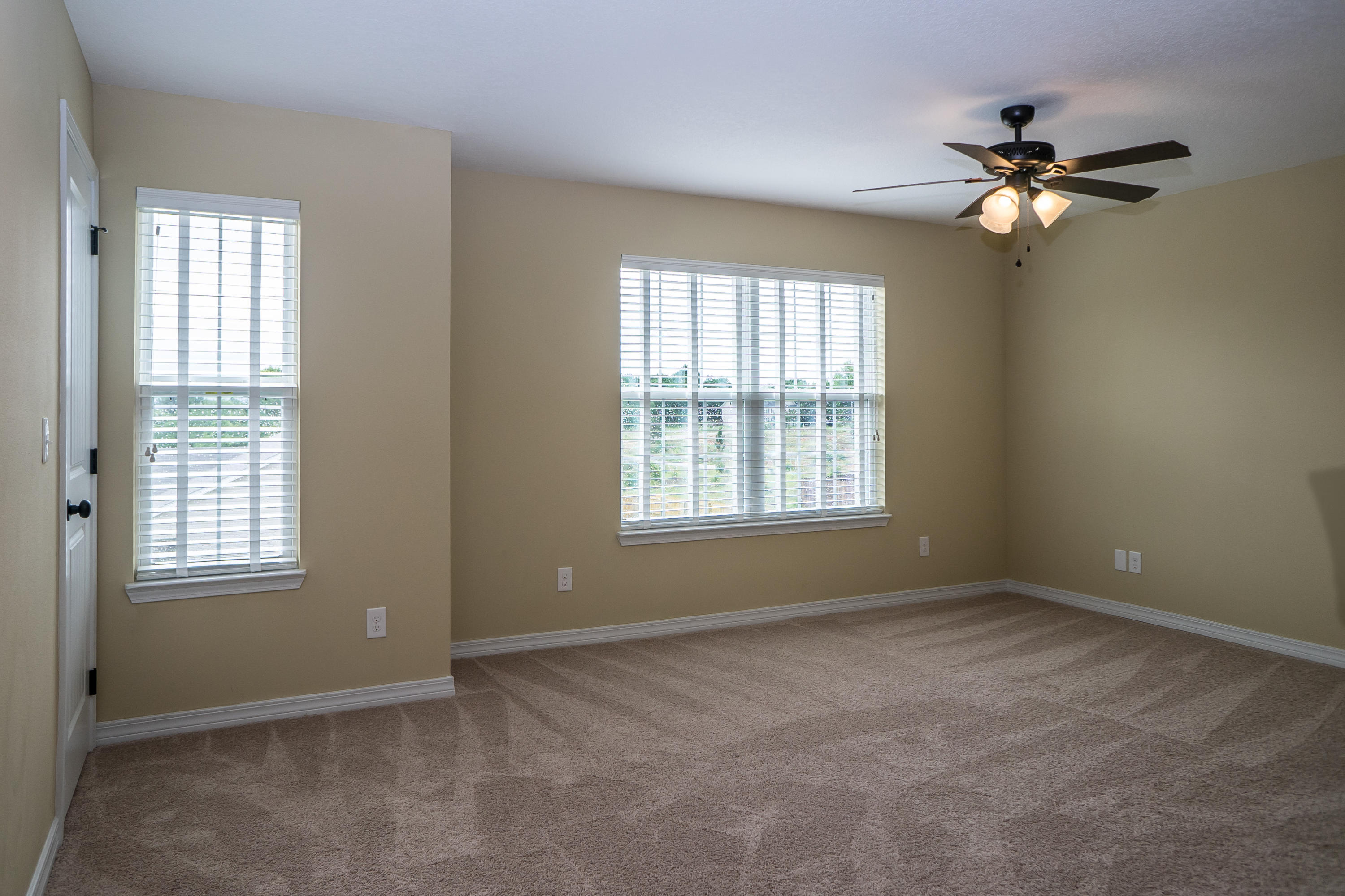 STILLWELL ESTATES - Residential