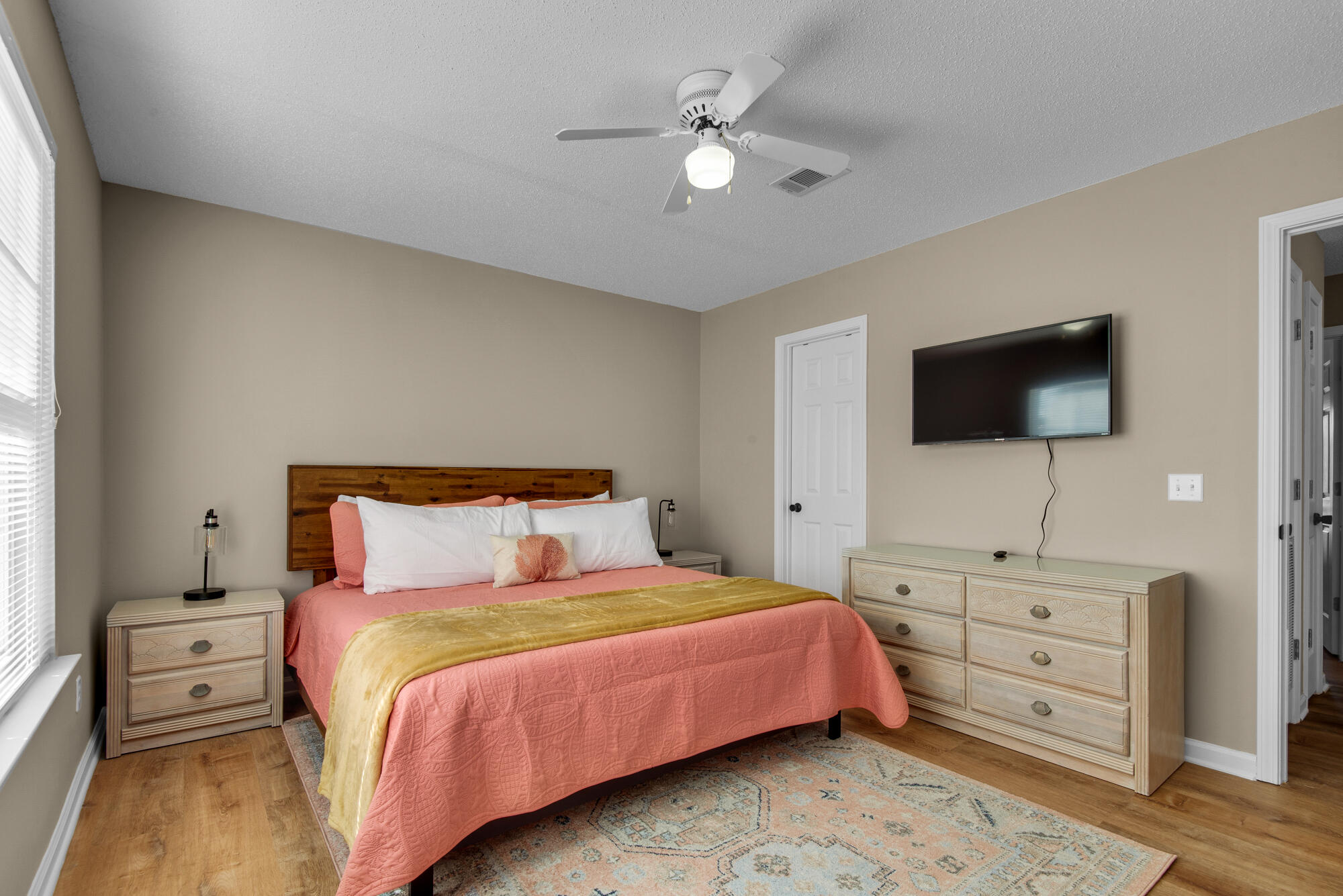 SUMMERLAKE T/H - Residential