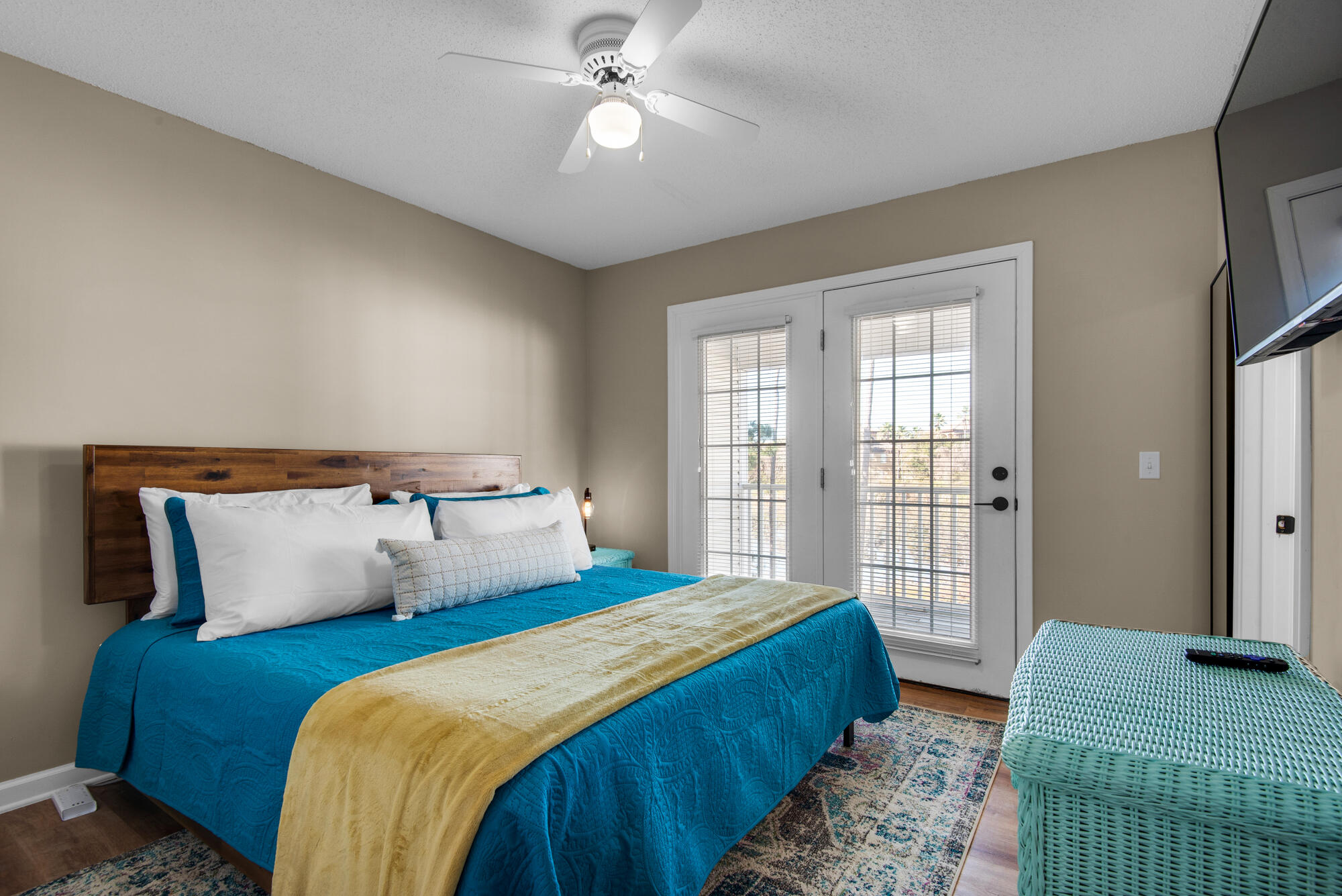SUMMERLAKE T/H - Residential