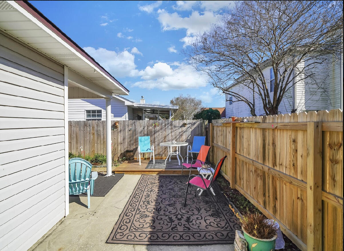 EMERALD ESTATES - Residential