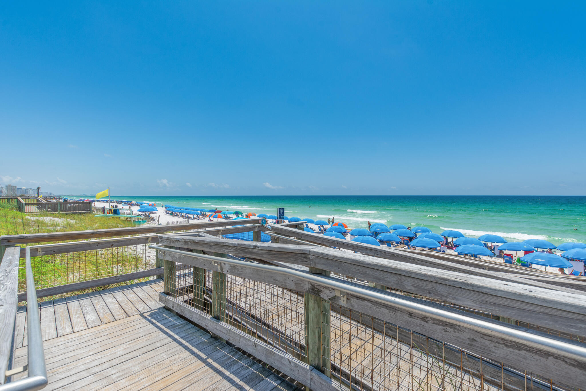 ISLANDER CONDO PH 2 - Residential
