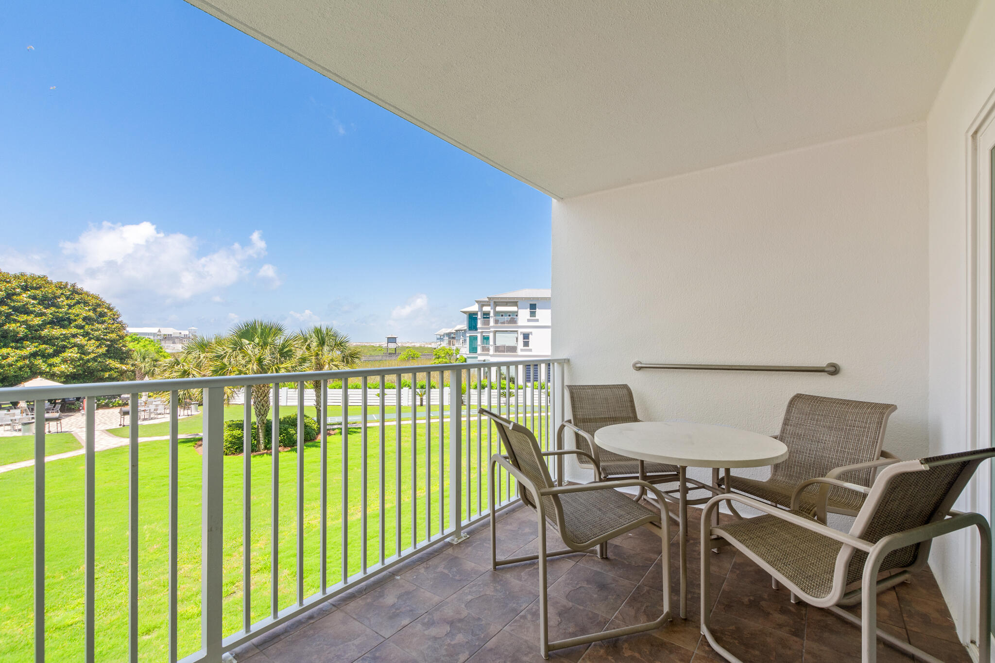ISLANDER CONDO PH 2 - Residential