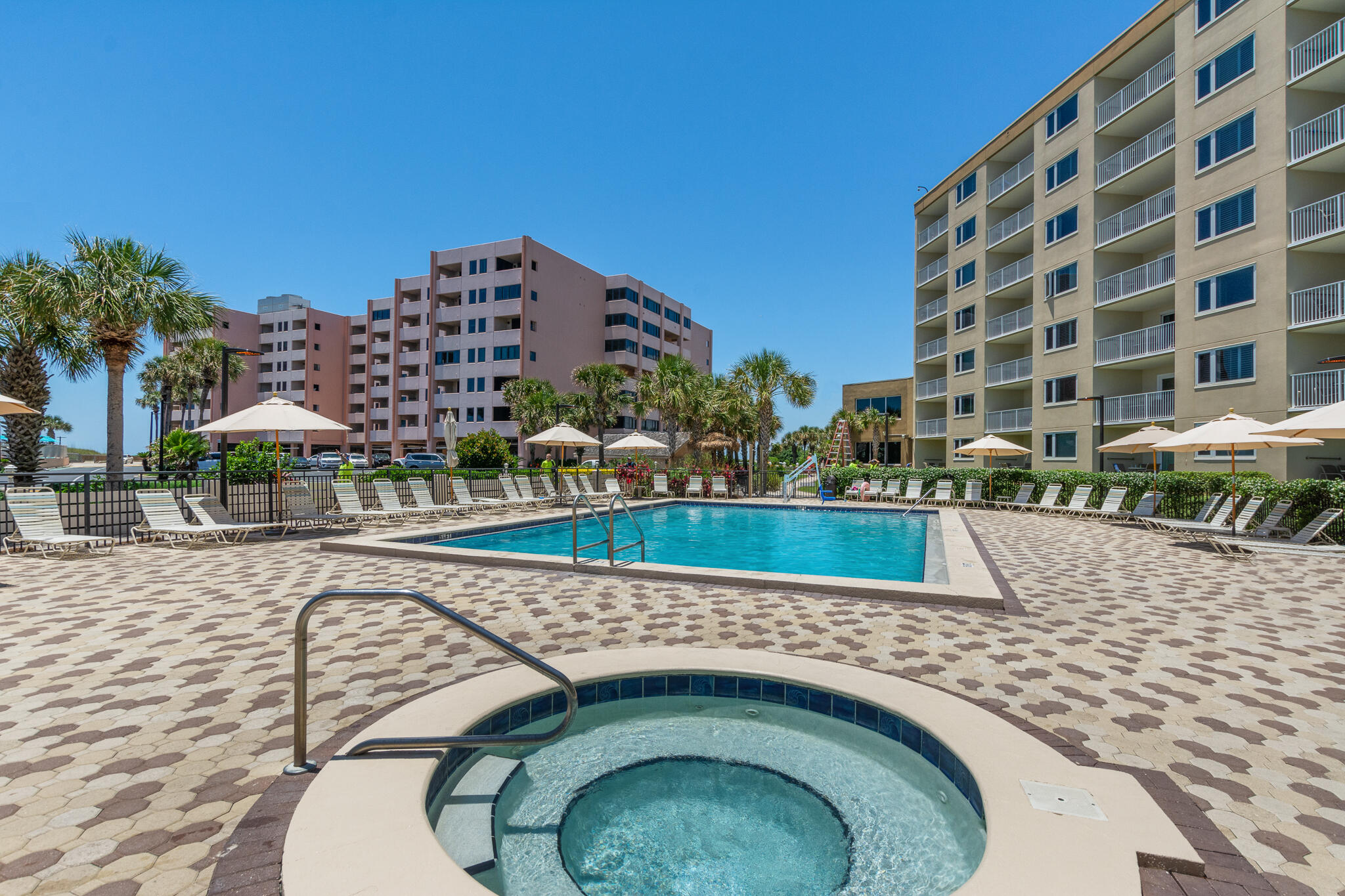 ISLANDER CONDO PH 2 - Residential