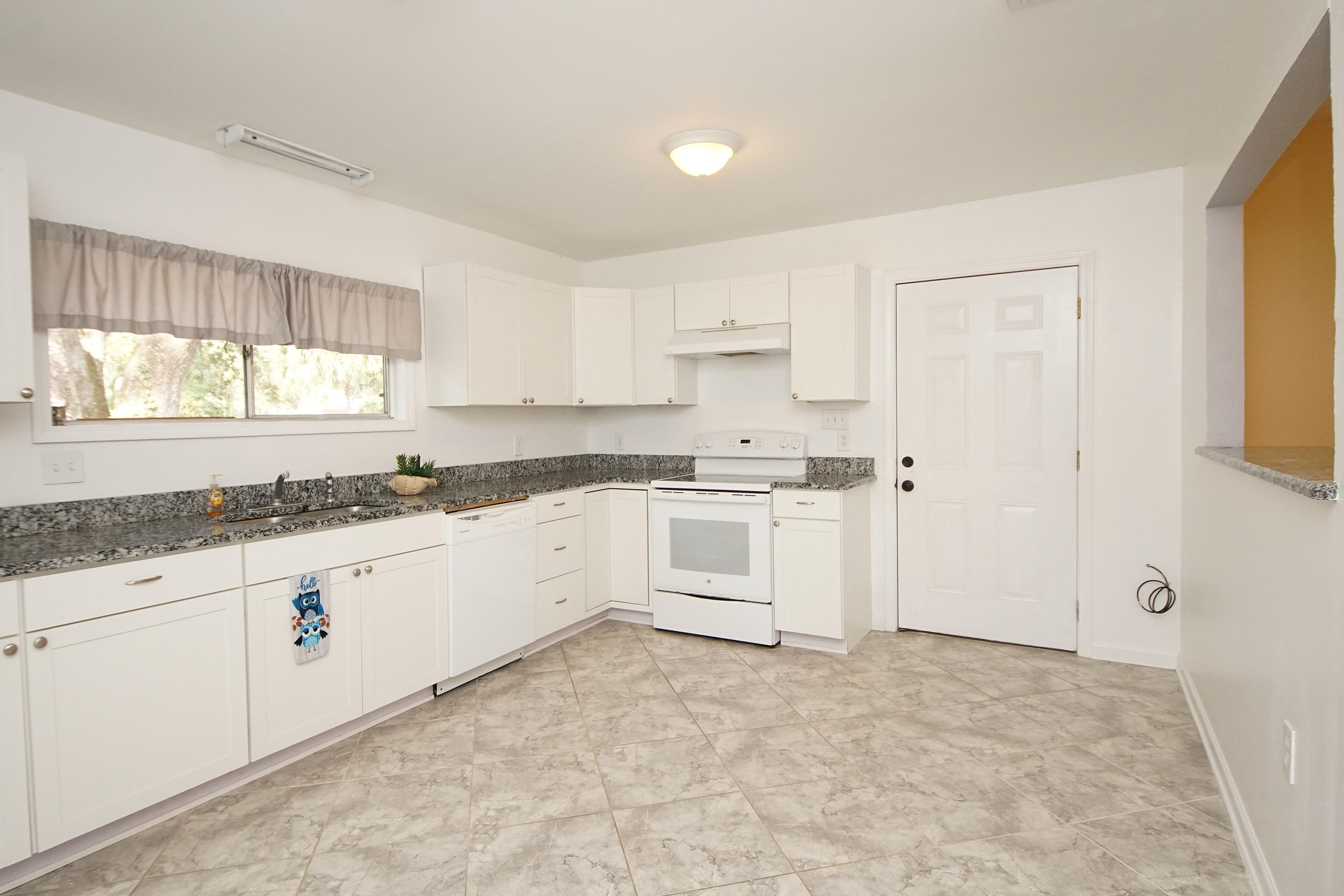 Elliot Point - Residential