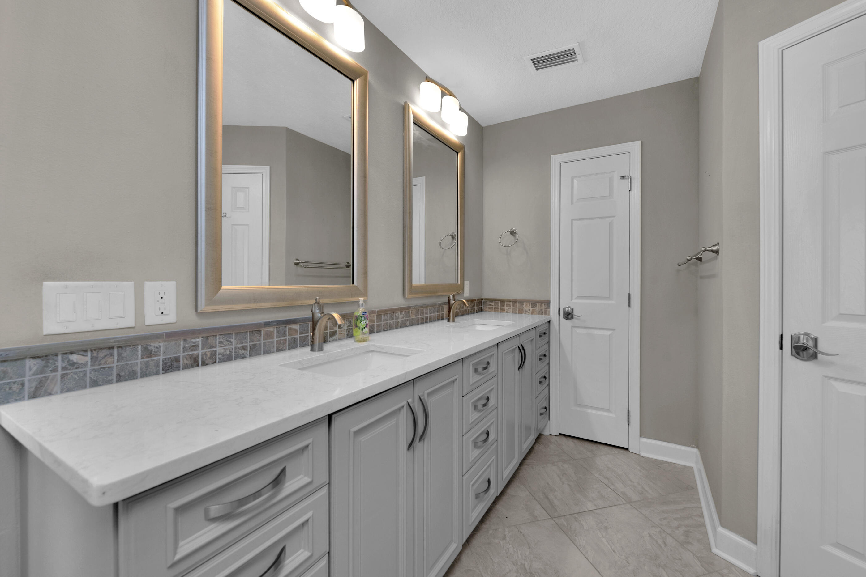 OVERBROOK 1ST ADDN - Residential