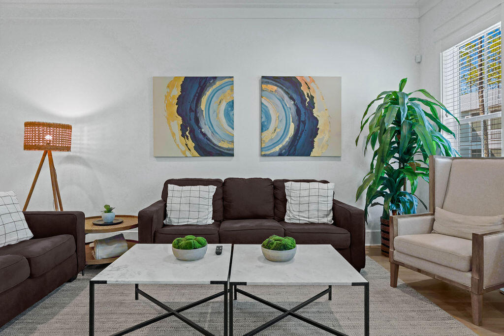 TREETOP VILLAGE - Residential