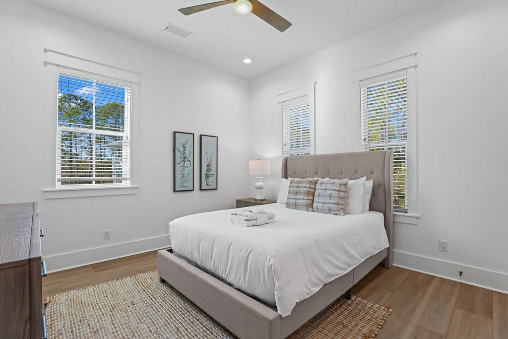 TREETOP VILLAGE - Residential