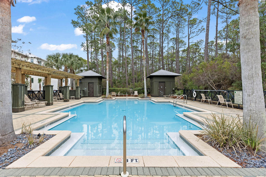 TREETOP VILLAGE - Residential