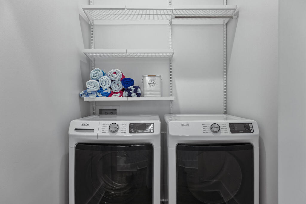 TREETOP VILLAGE - Residential