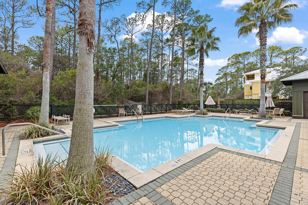 TREETOP VILLAGE - Residential