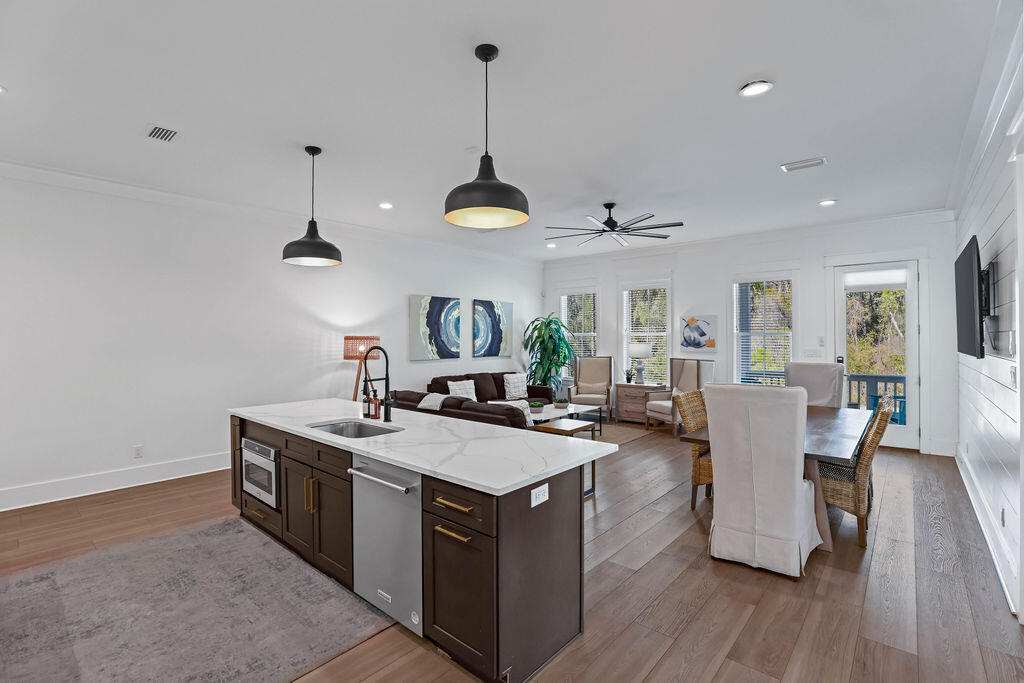 TREETOP VILLAGE - Residential