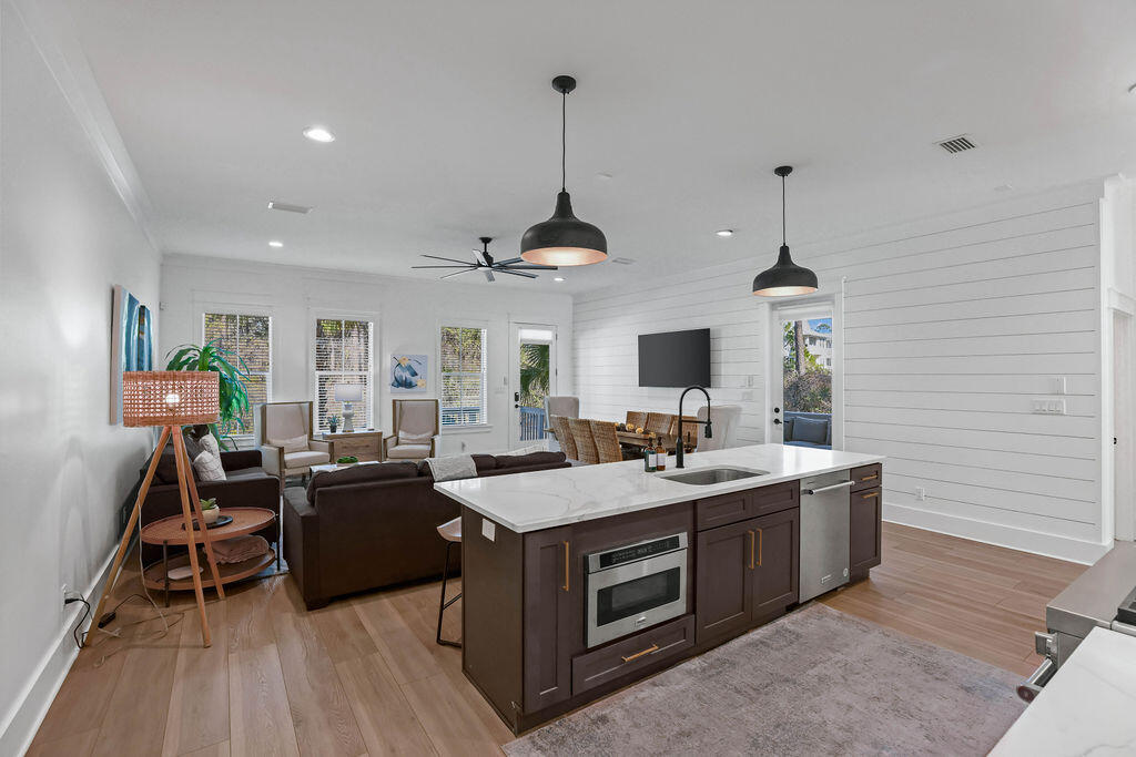 TREETOP VILLAGE - Residential