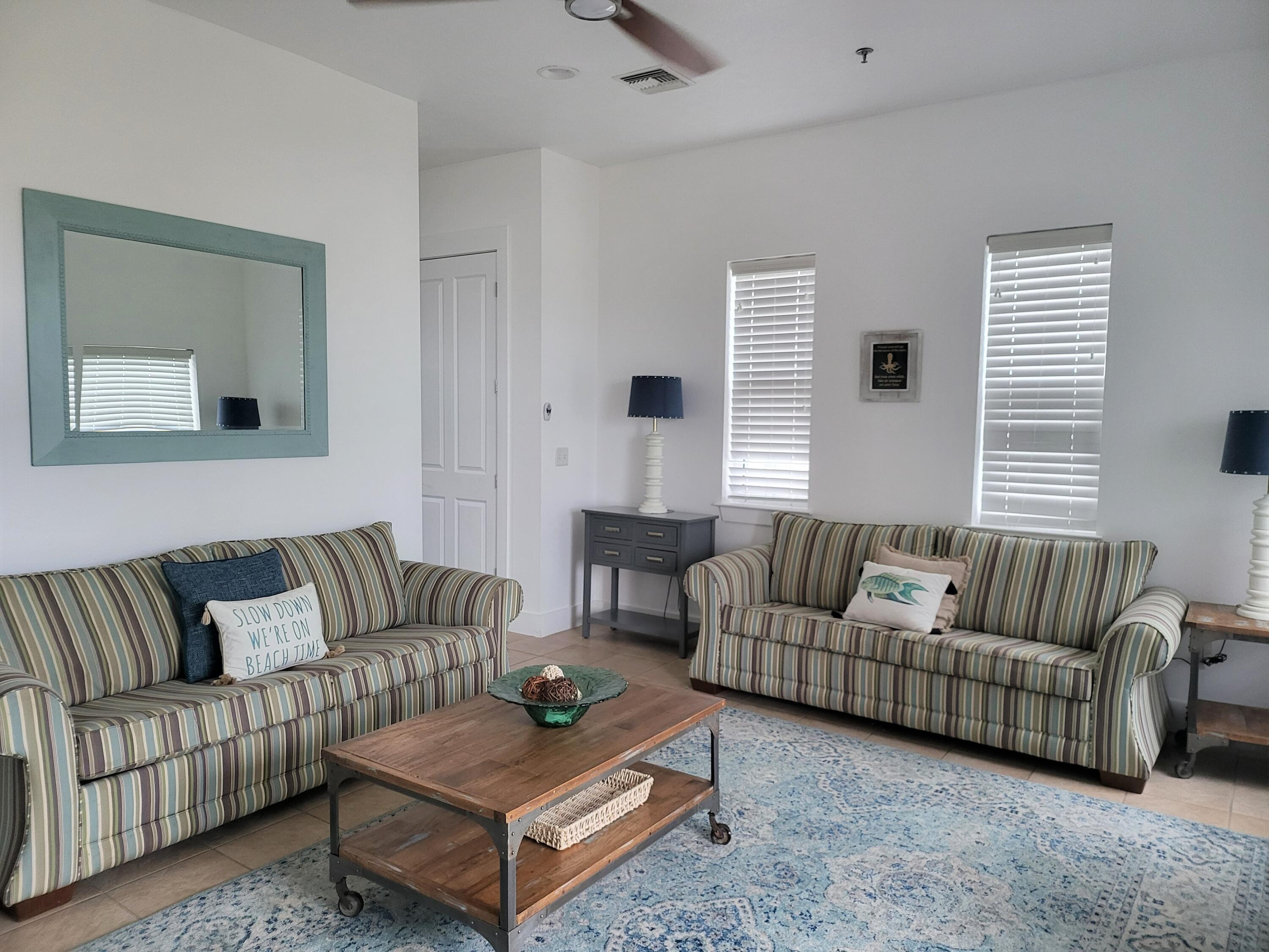 CASA DEL MAR - Residential