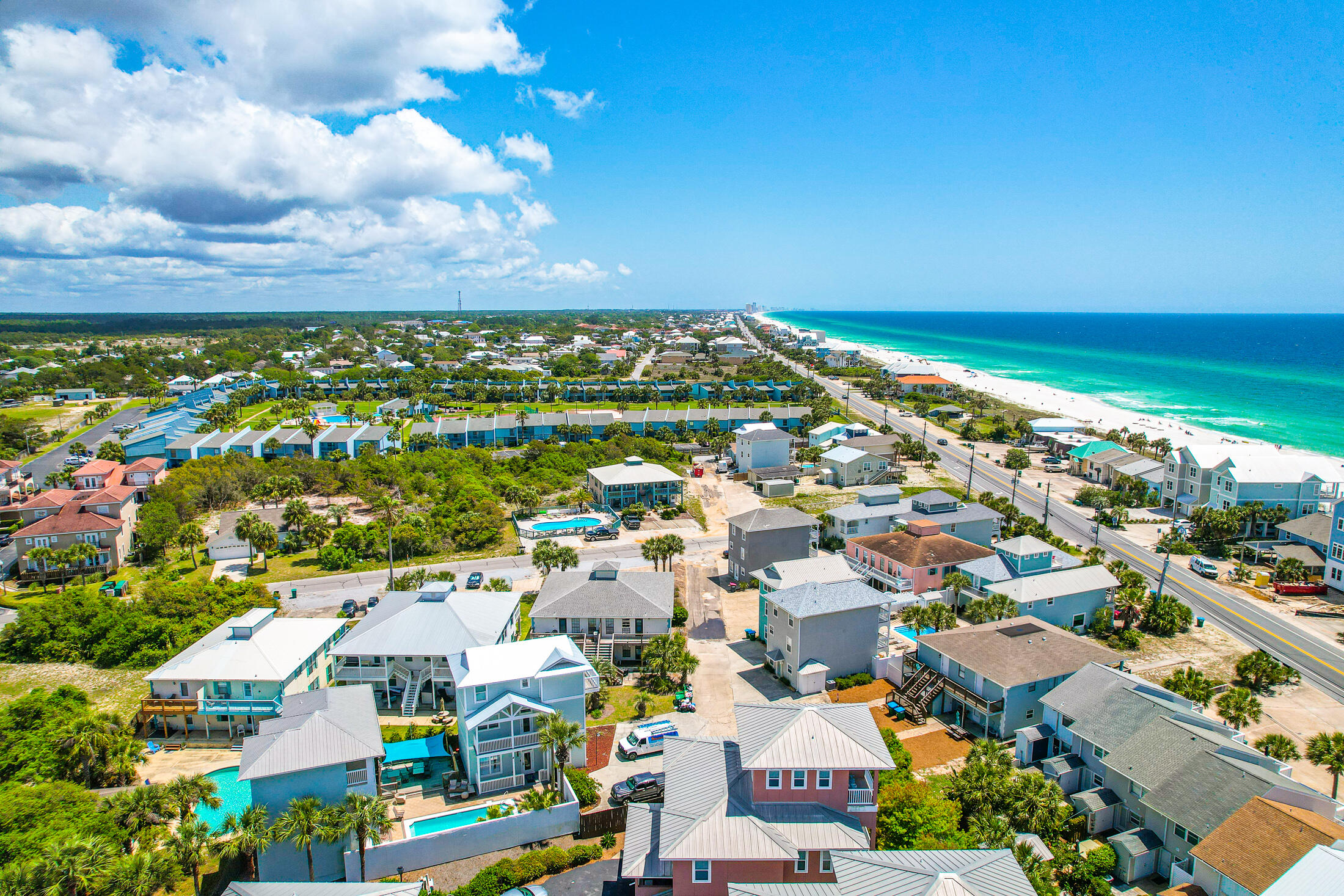 CASA DEL MAR - Residential