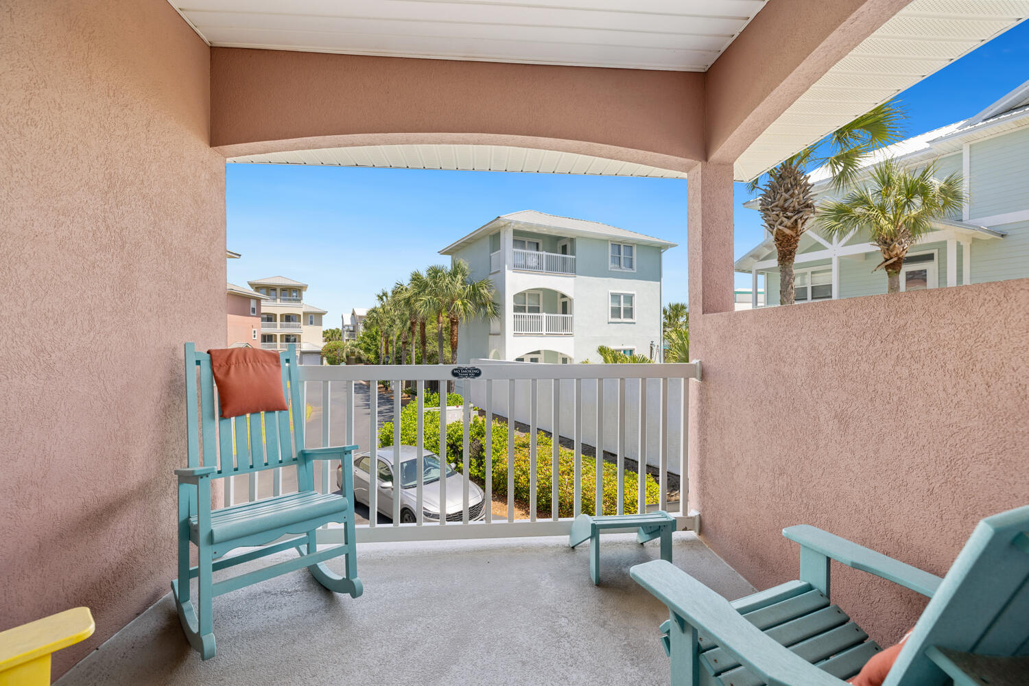 CASA DEL MAR - Residential