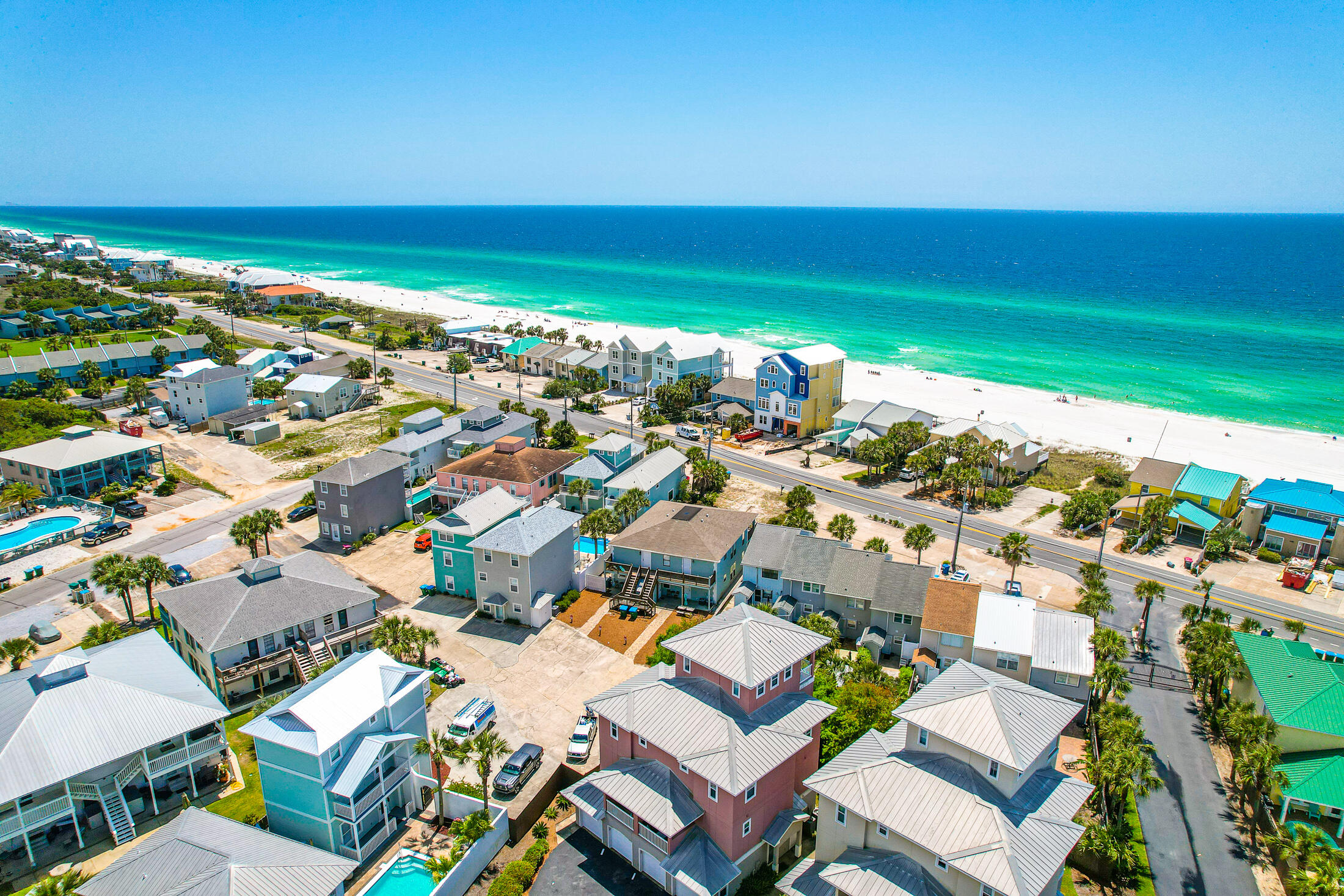 CASA DEL MAR - Residential