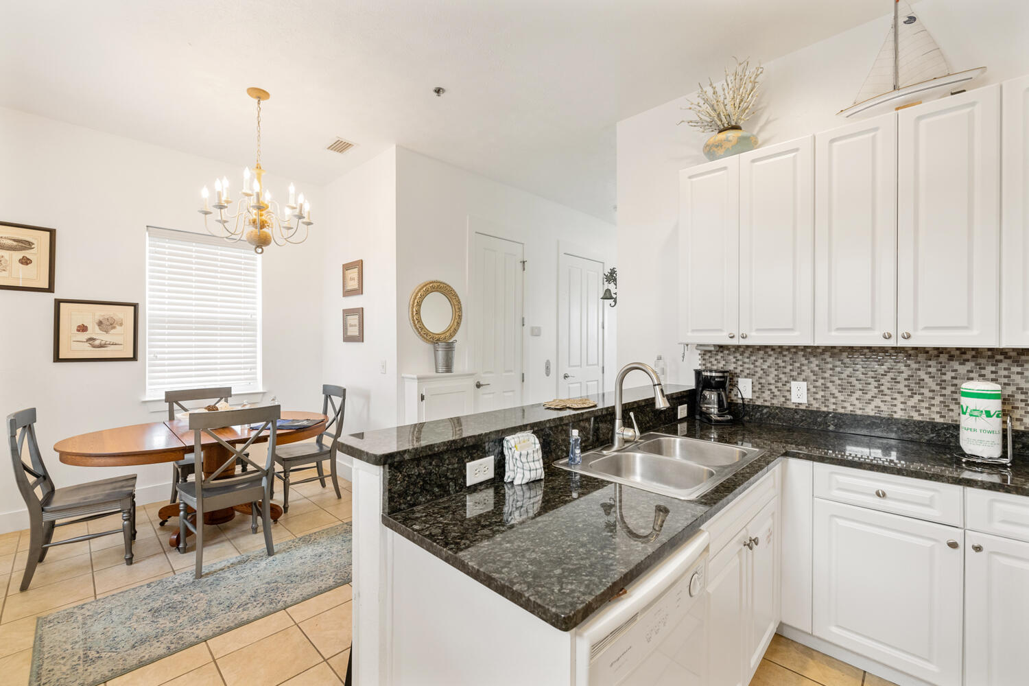 CASA DEL MAR - Residential