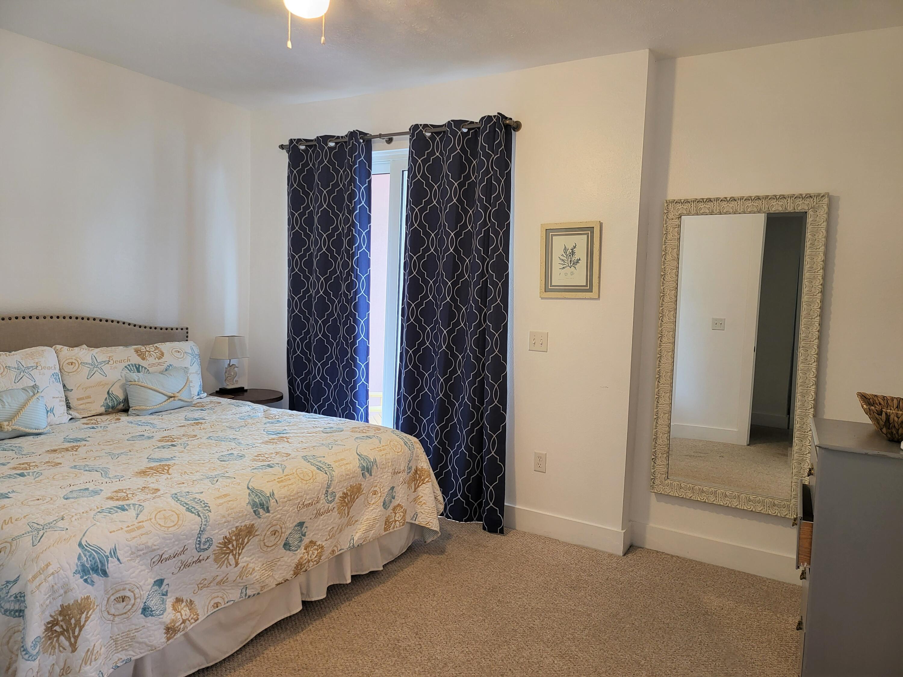 CASA DEL MAR - Residential