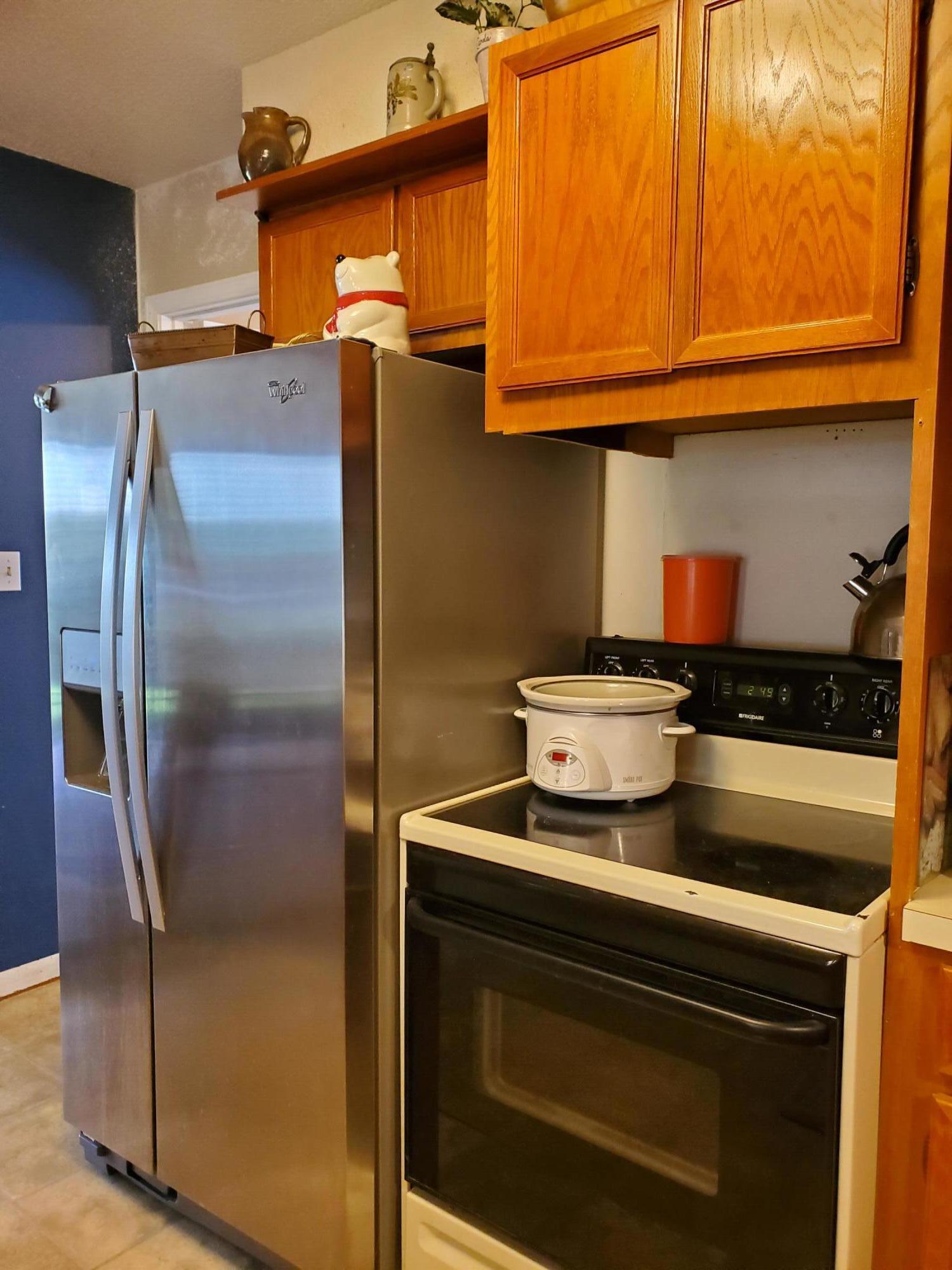 MARY ESTHER MANOR 1ST ADDN - Residential