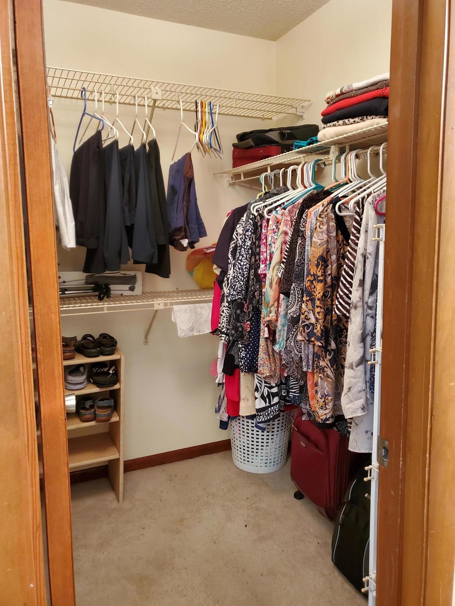 MARY ESTHER MANOR 1ST ADDN - Residential