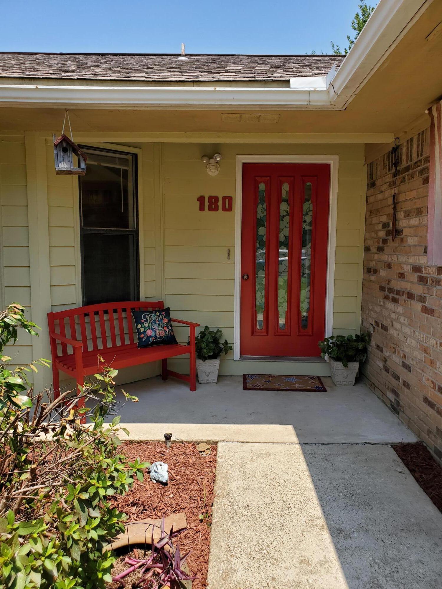 MARY ESTHER MANOR 1ST ADDN - Residential