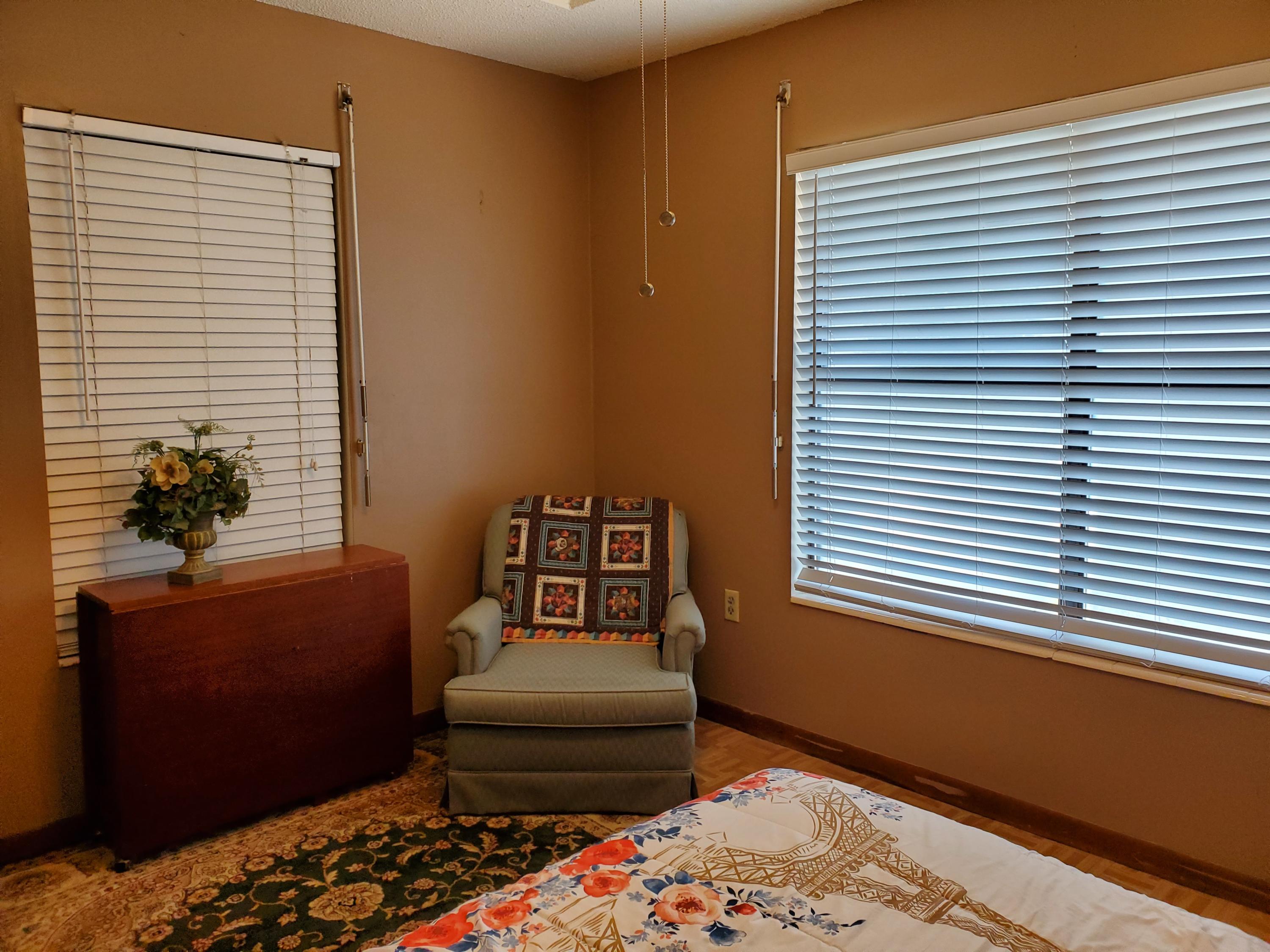 MARY ESTHER MANOR 1ST ADDN - Residential