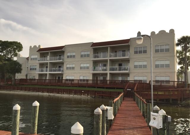 LAGUNA LANDING - Residential