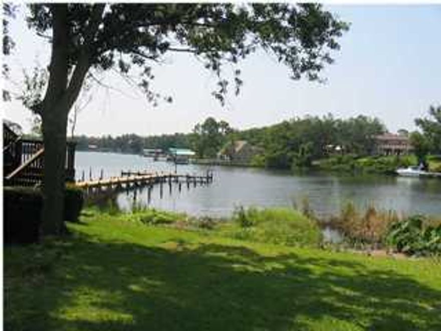 Large 2nd floor 2 bedrm/2 bath condo w/ 1025 sqft of living space! The living rm is split from the dining area & kitchen, the bedrms are separated by a door & a hallway for extra privacy. Water view from balcony! Pier 1 is located in the center of FWB close to schools, shopping, dining & both bases. The complex offers a pool, laundry rm, tennis court, boat dock & community/picnic area. Property to be sold as-is, unit needs some work inside- flooring, paint, etc.